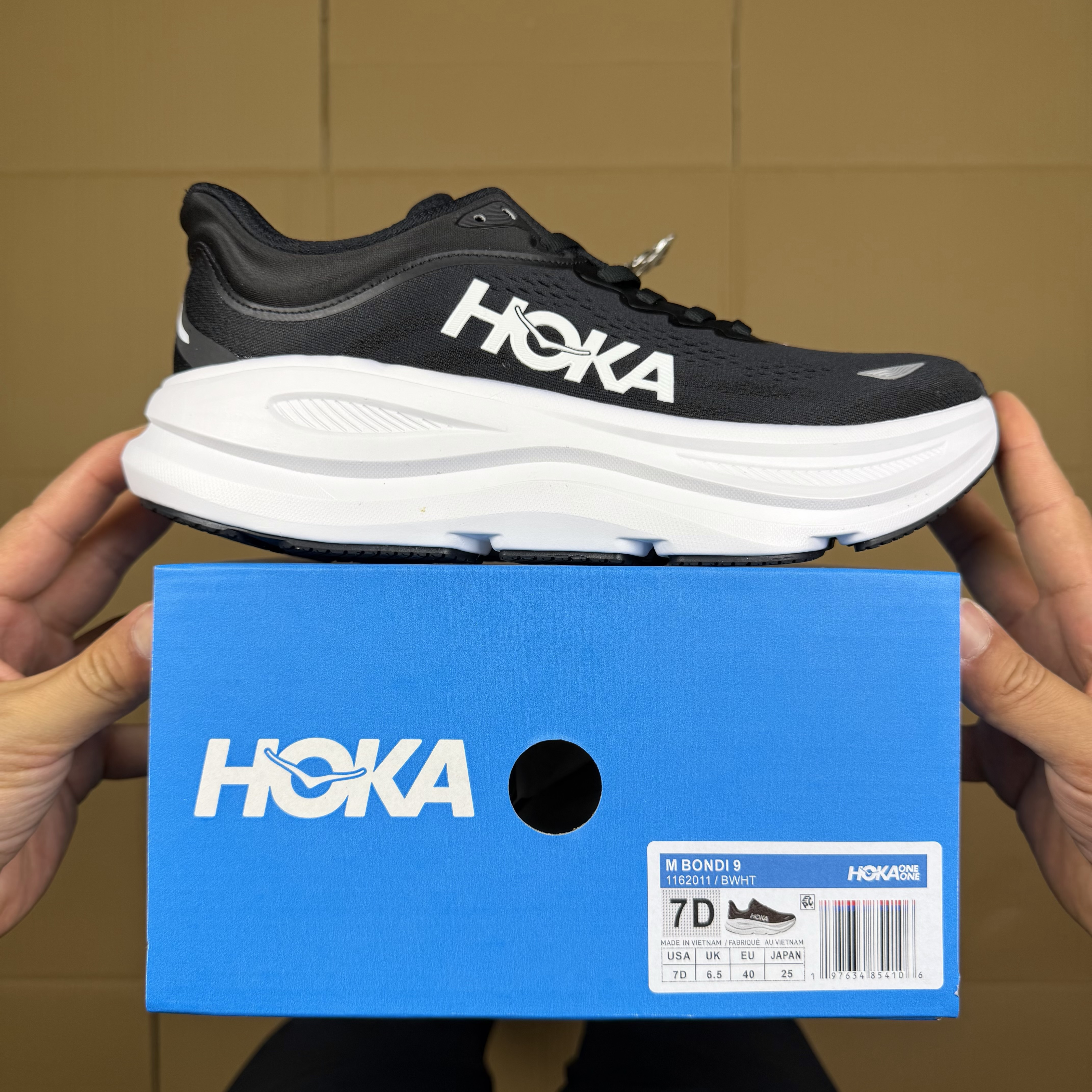 Hoka One One Bondi 9 