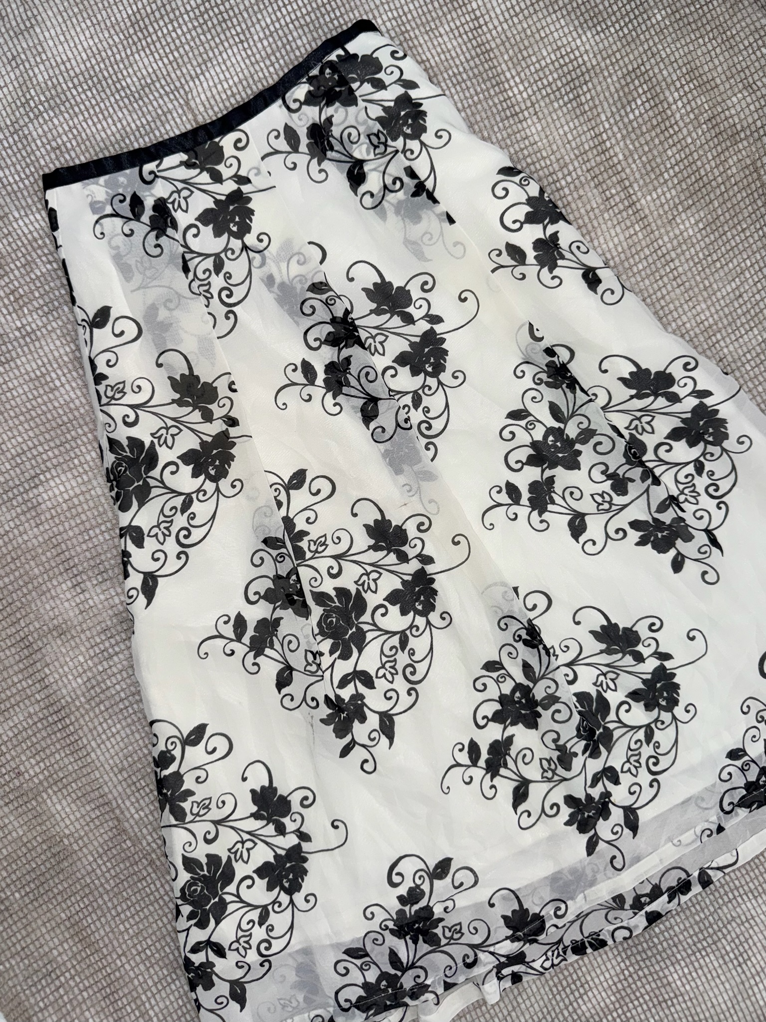 Monochrome Baroque Botanical White Chiffon Midi Skirt