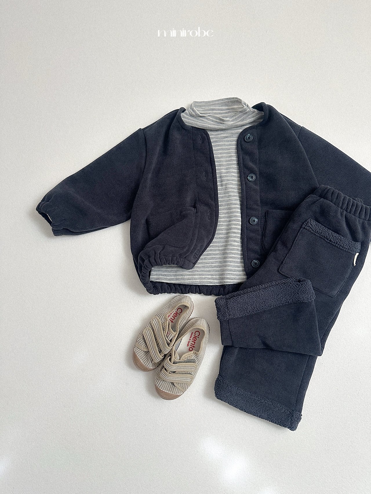 Mnirobe |  Poy Warm Cardigan