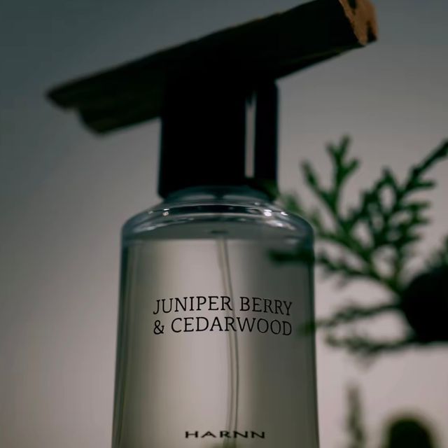 ハーンJUNIPER BERRY & CEDARWOOD da3408500ddf4e92a878a7fc3434d9
