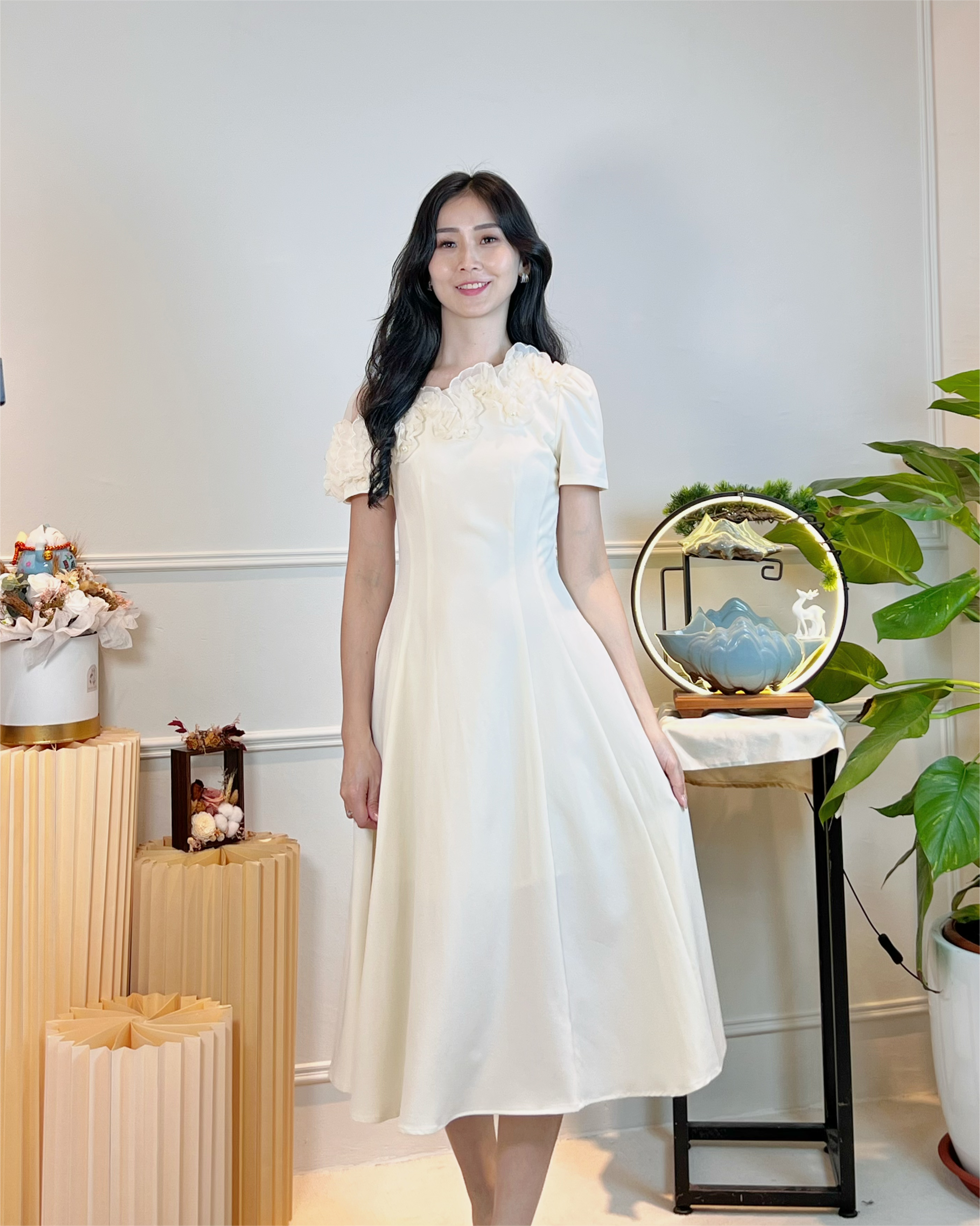 5093 3D Floral Chiffon Appliqué Midi Dress