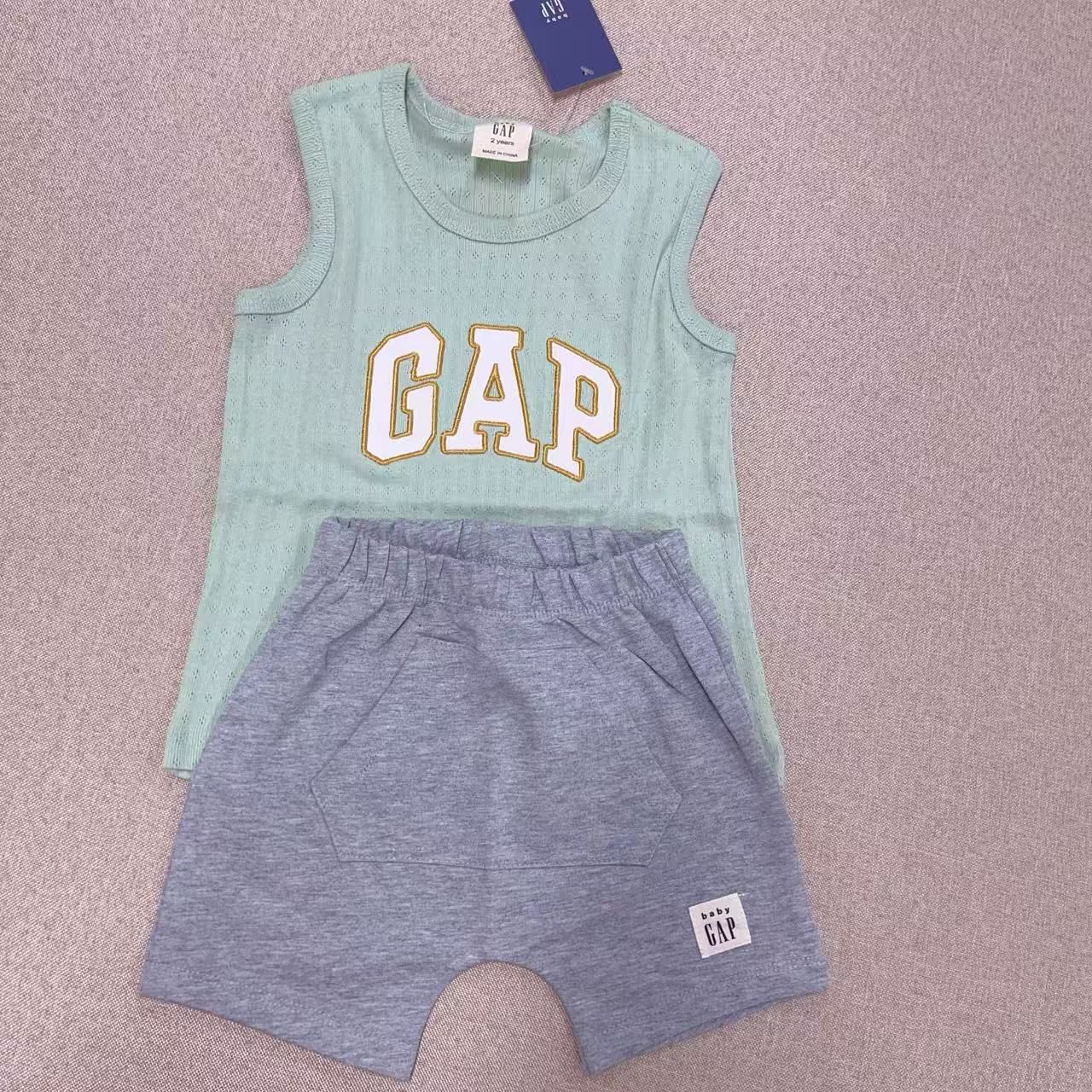 預訂款～Gap 背心套裝 B款（綠色衫灰色褲）