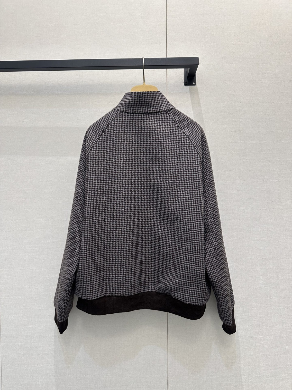 【頂級原單】Miu Miu 雙面可穿學院風立領拉鍊外套