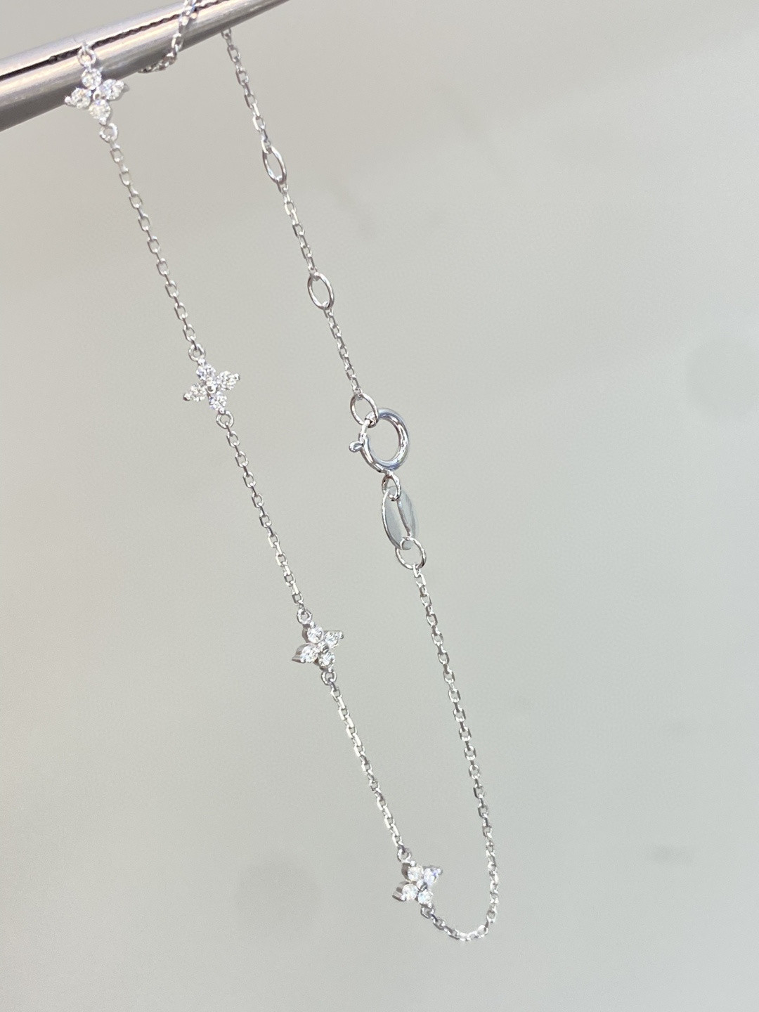 18K Diamond Bracelet 