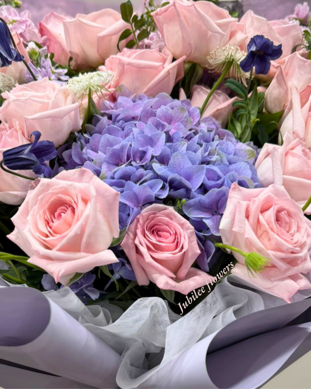 玫瑰 繡球 花束