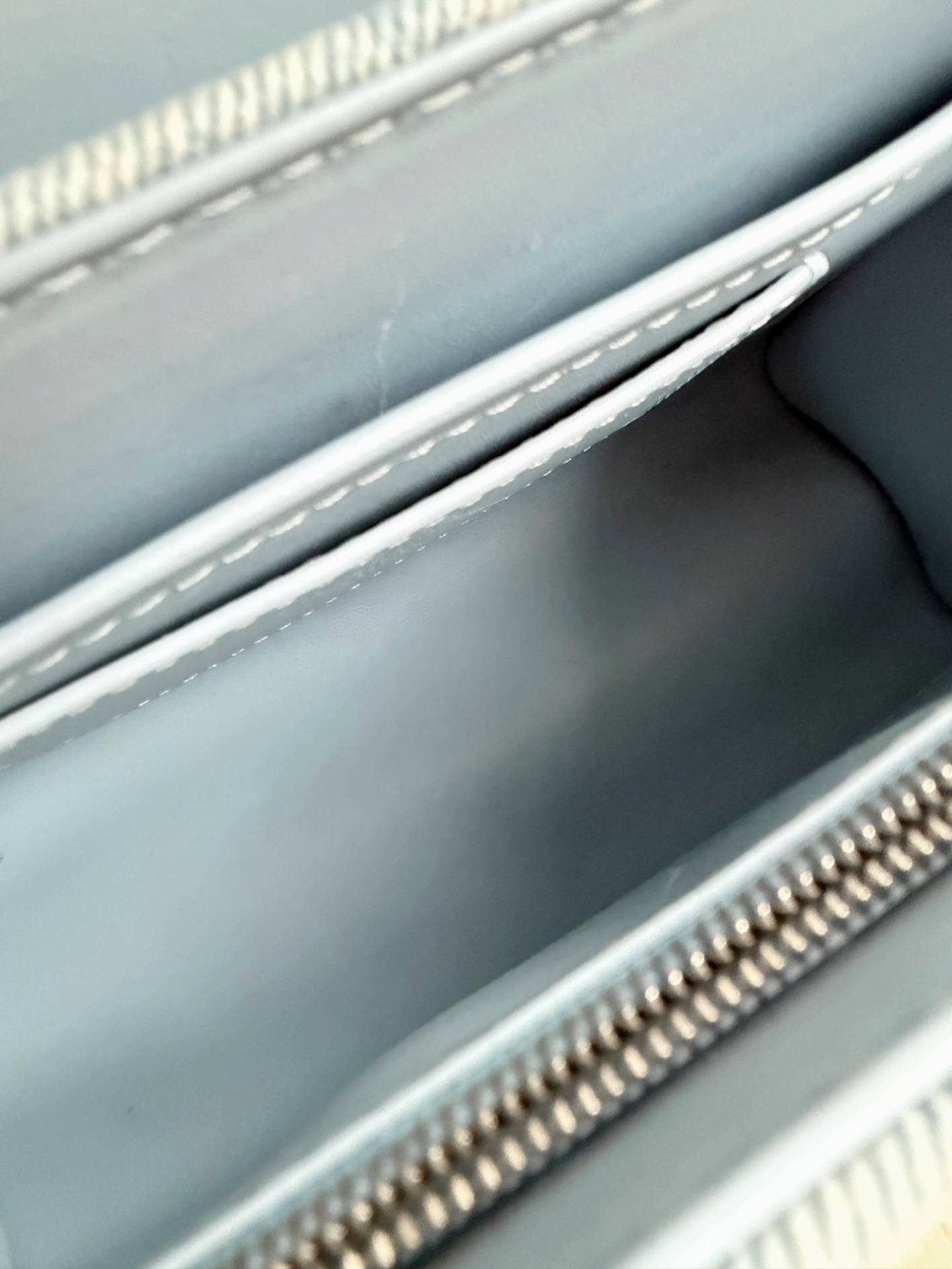 【預訂貨品】LV twist牛仔藍相機包