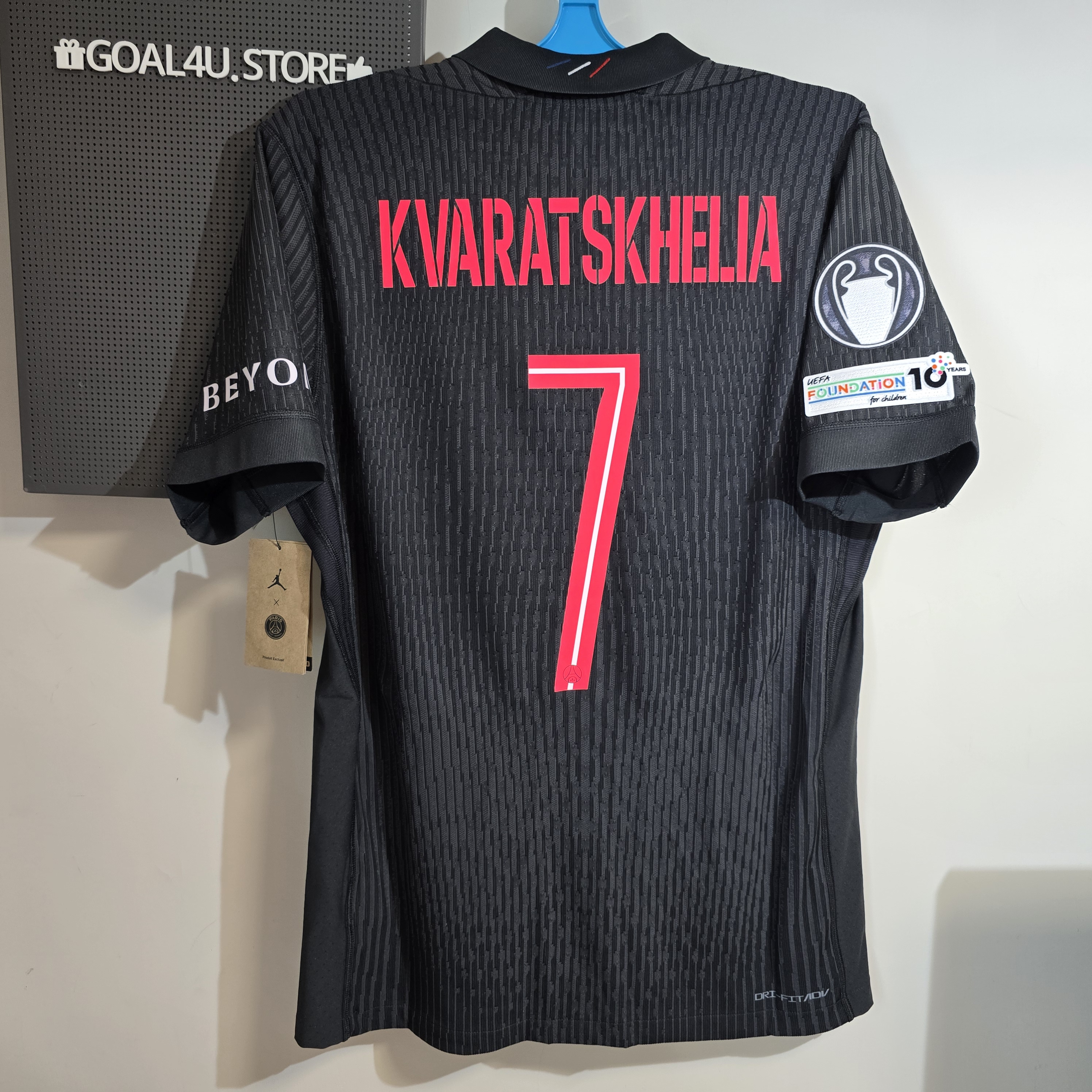 Nike PSGxJordan 巴黎聖日門 2025-26 Dri-FIT 四客球員版球衣 (可加印字章) HQ4208
