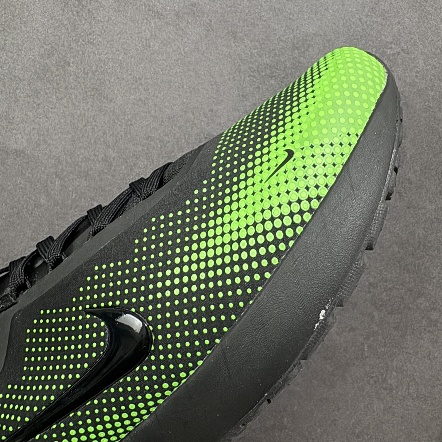 Nike Air Max Phoenix FZ5307-300