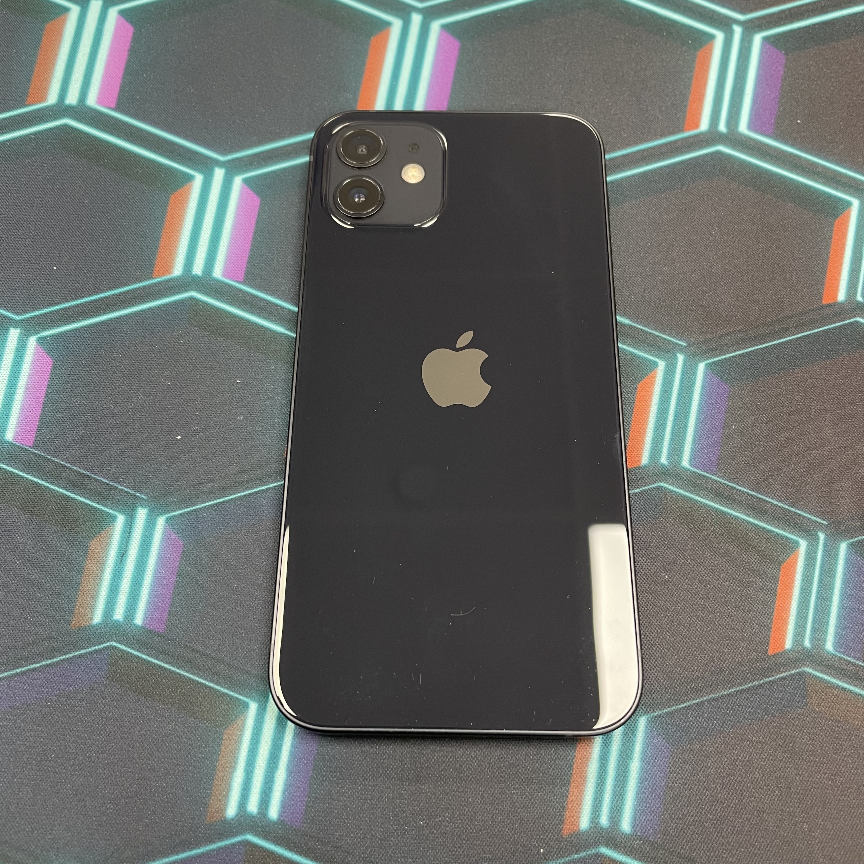 *6143 12 勁靚機 64GB 電83 黑色 black