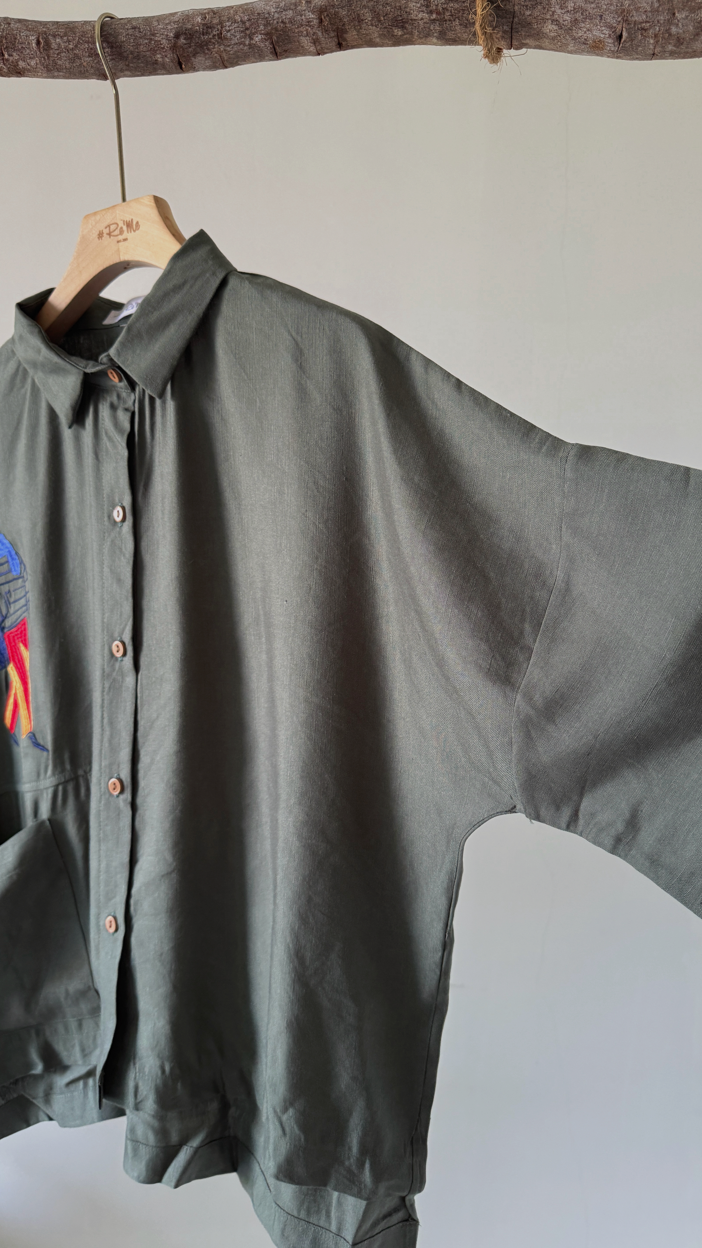 日系文艺蝙蝠袖衬衫