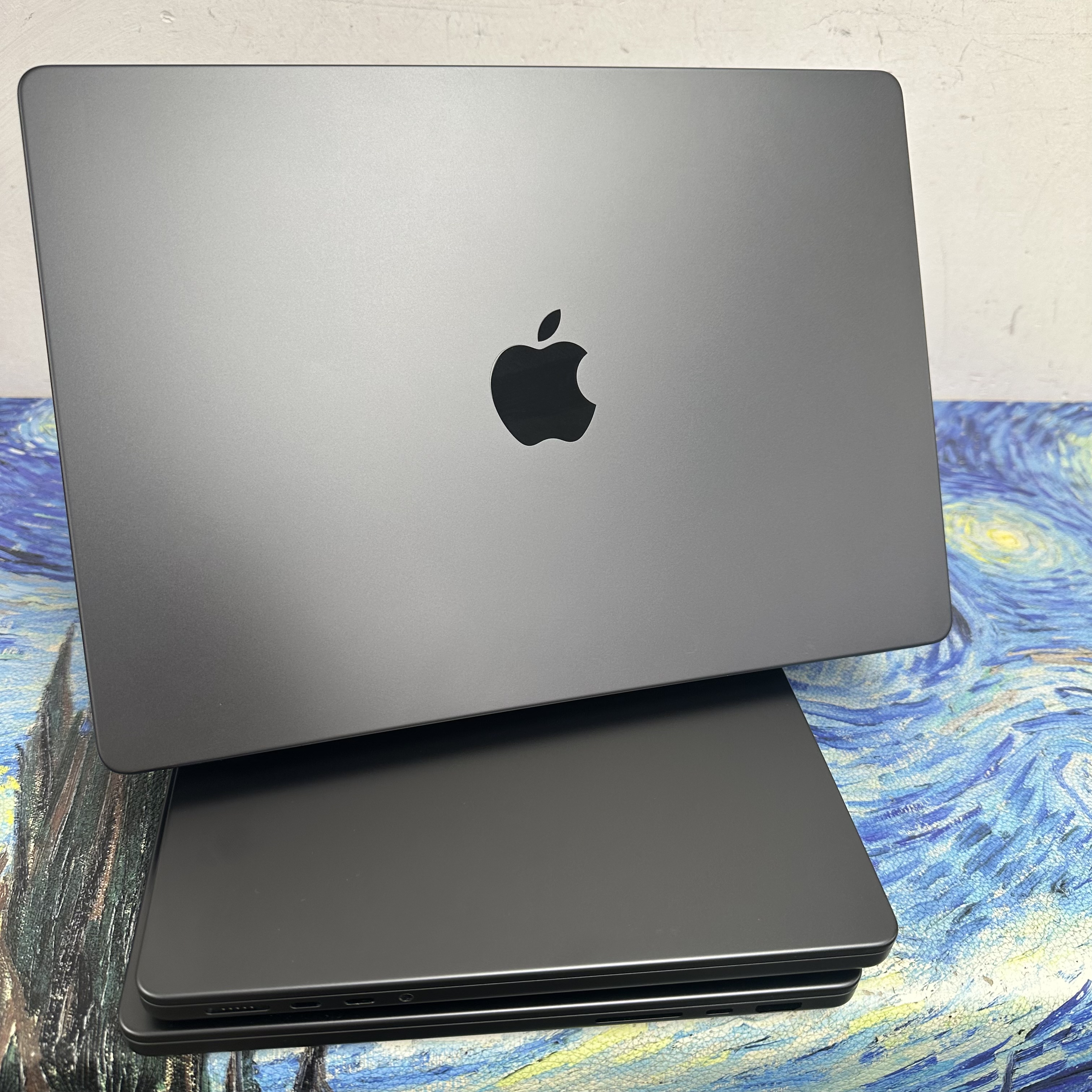 Apple MacBook M4 Pro 2024 M4 Pro CPU/24GB Ram/512GB SSD/16核心GPU/Liquid Retina XDR Mon/14吋/黑色/ MacBook Pro M4 / MacbookPro M4 Pro / Laptop / Notebook / Ultrabook / Netflix/ YouTube / Black/