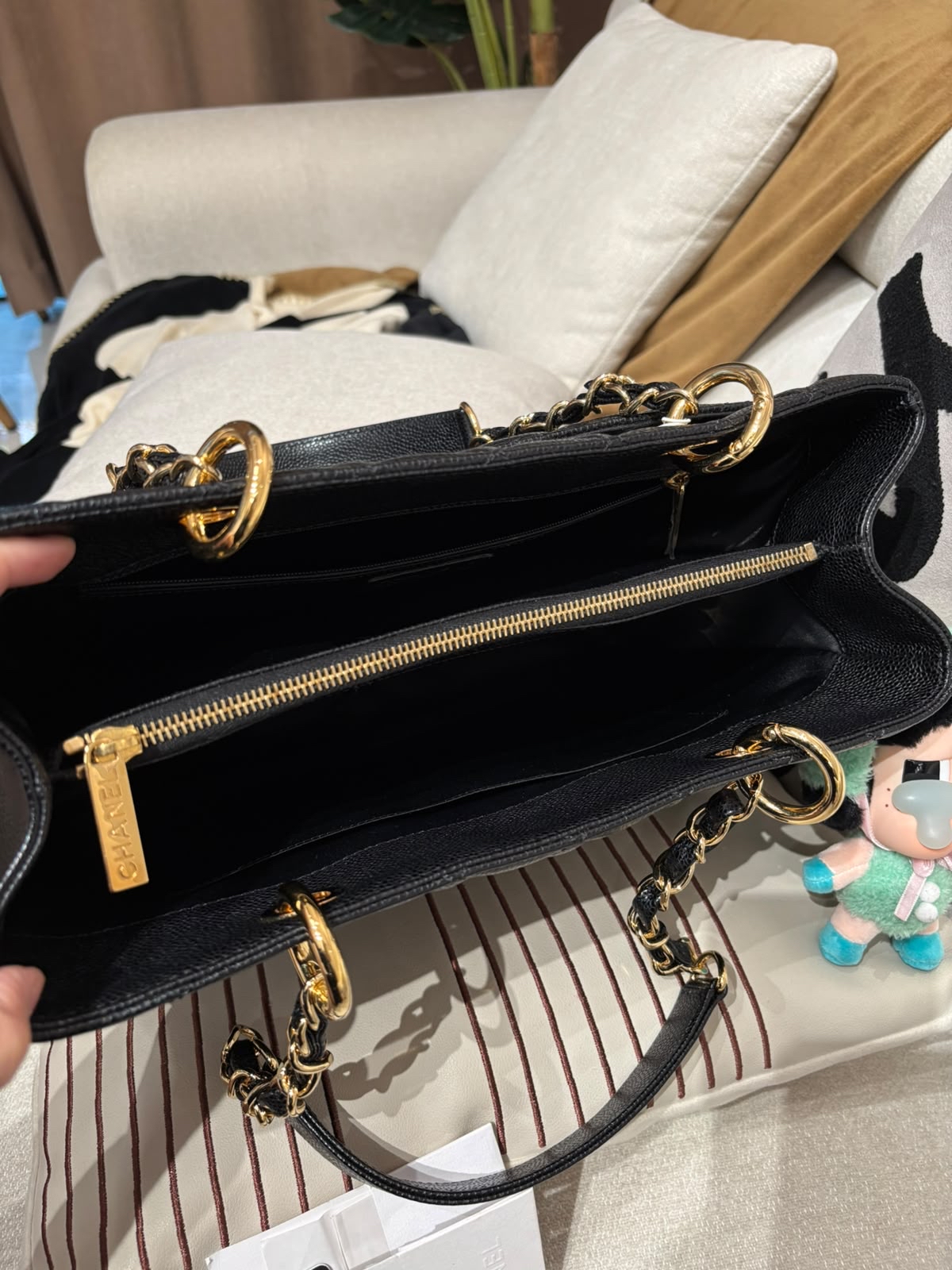未使用品 Chanel GST Tote Bag 黑色荔枝牛皮金鏈 100%Authentic, unused未使用品 ✅收據✅20card✅Dust bag✅Box