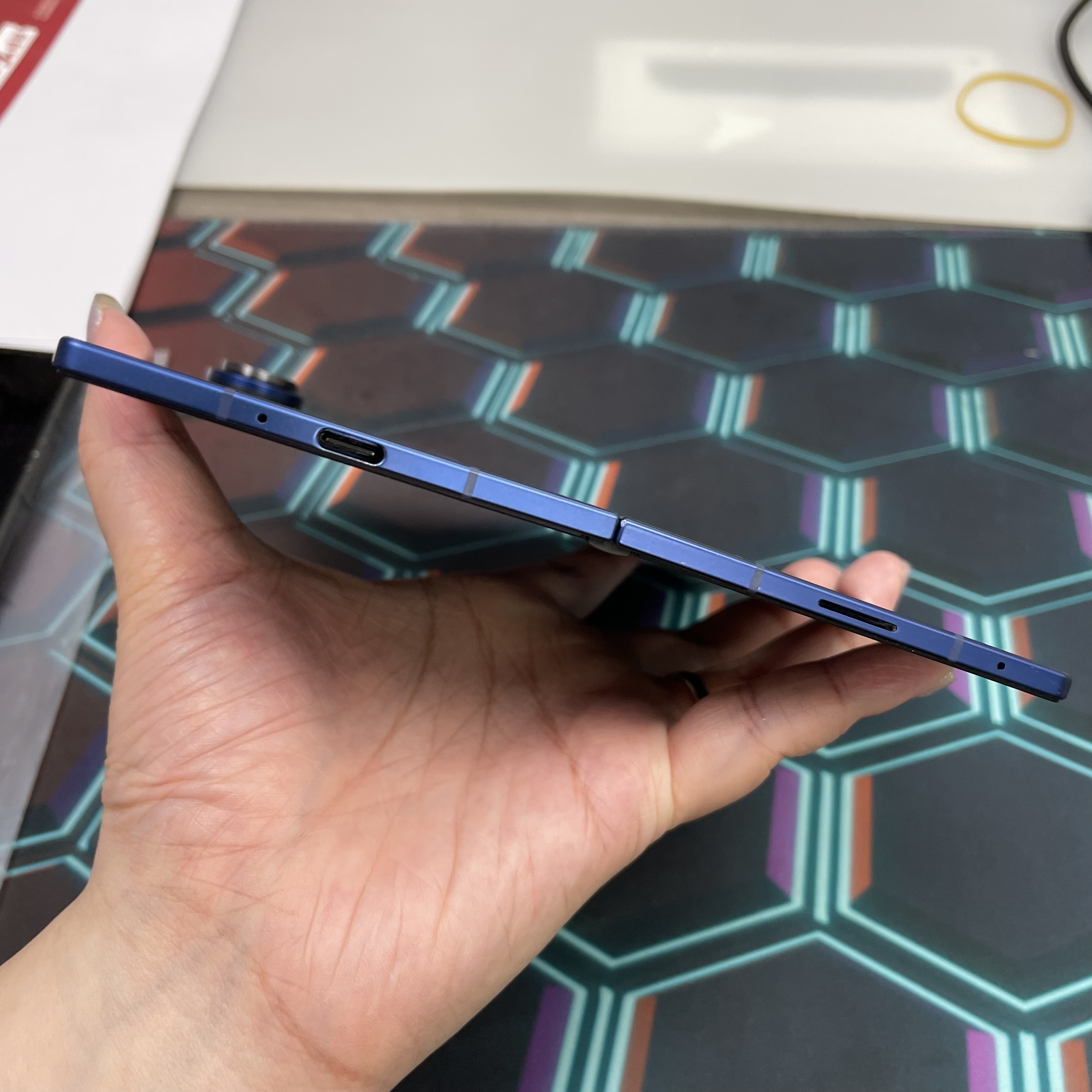 *7567 Galaxy Z Fold 7 勁靚機 12+512GB 藍色 blue