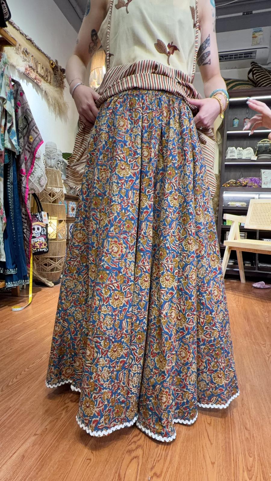 2922 Mud Yellow Shower Cotton Lace Edge Skirt 37"