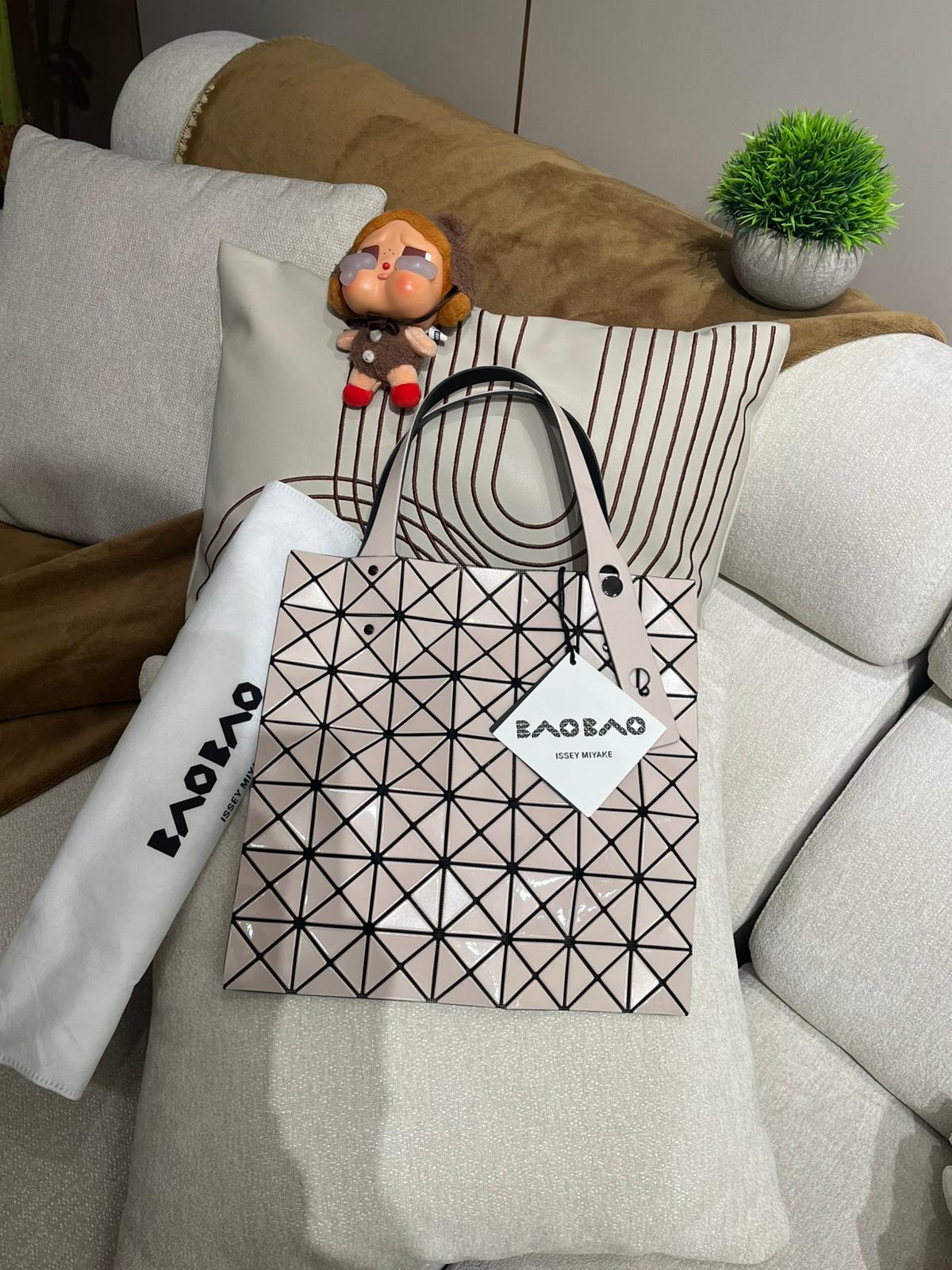 未使用品 Issey Miyake Bao Bao Tote Bag 100%Authentic, Unused ✅證書✅Dust bag