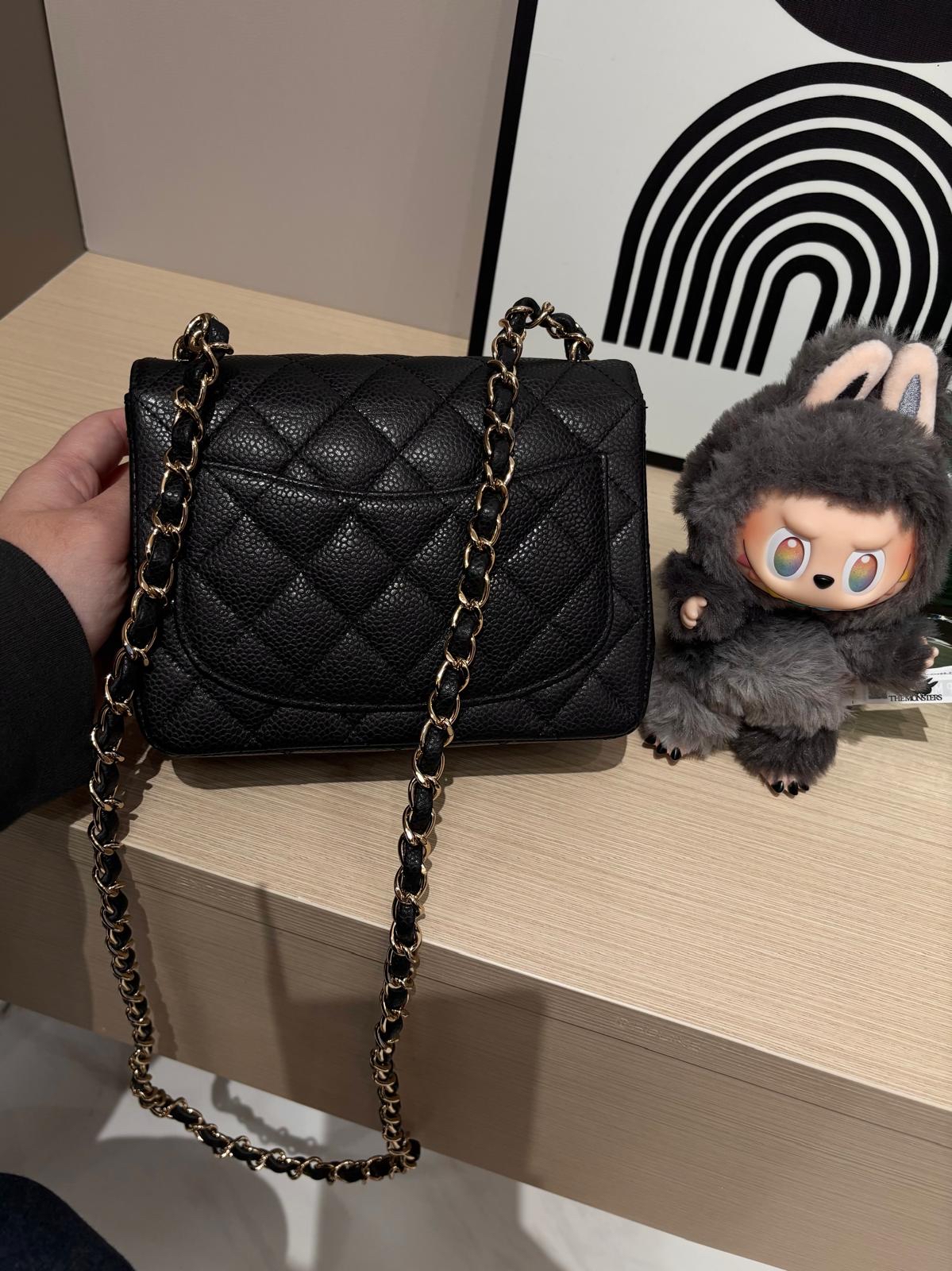 Chanel Mini Flap Bag 黑色荔枝牛皮金扣 100%Authentic, 98%New ✅12Card✅Dust bag✅Box