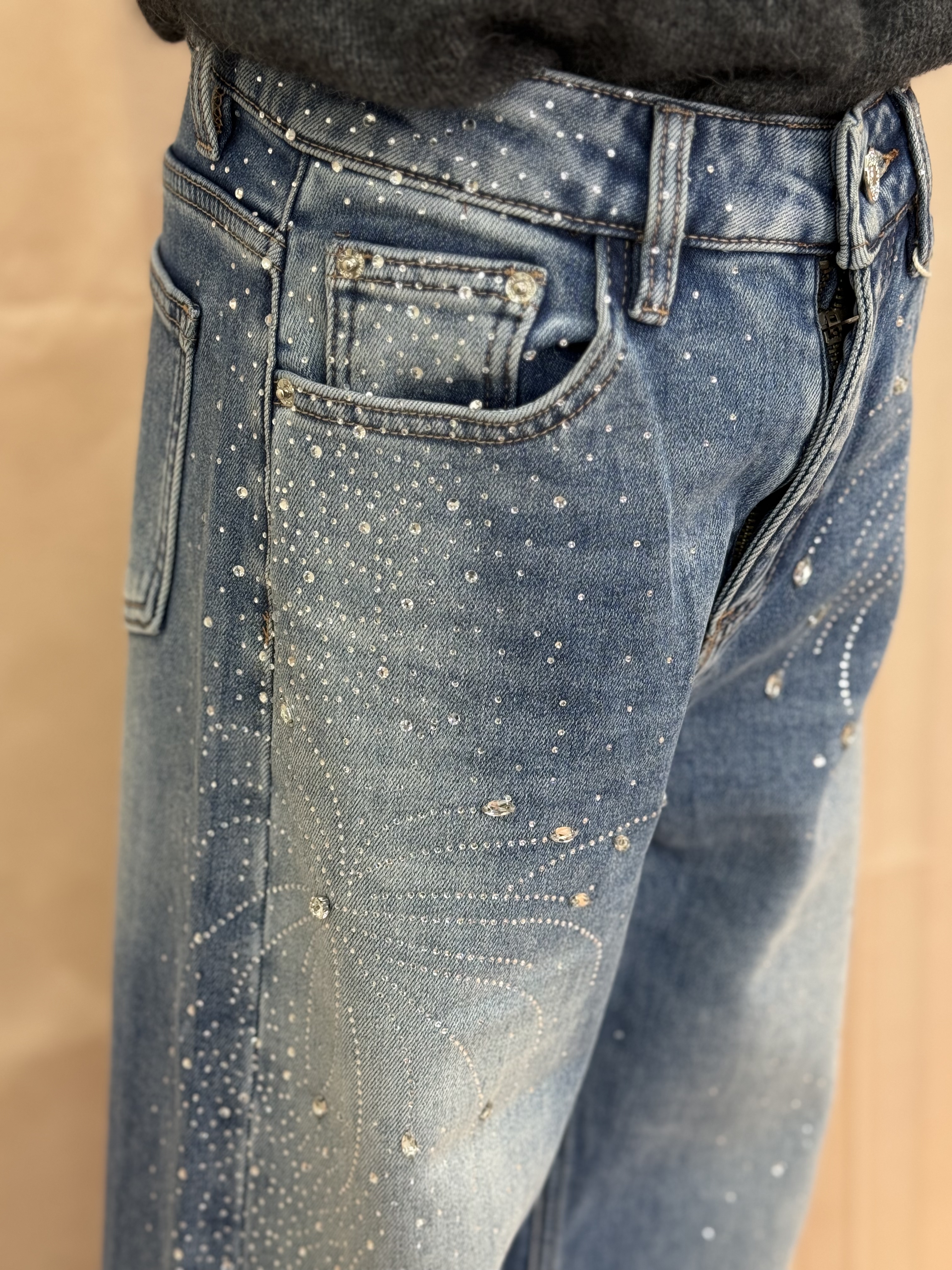 经典烟花牛仔裤