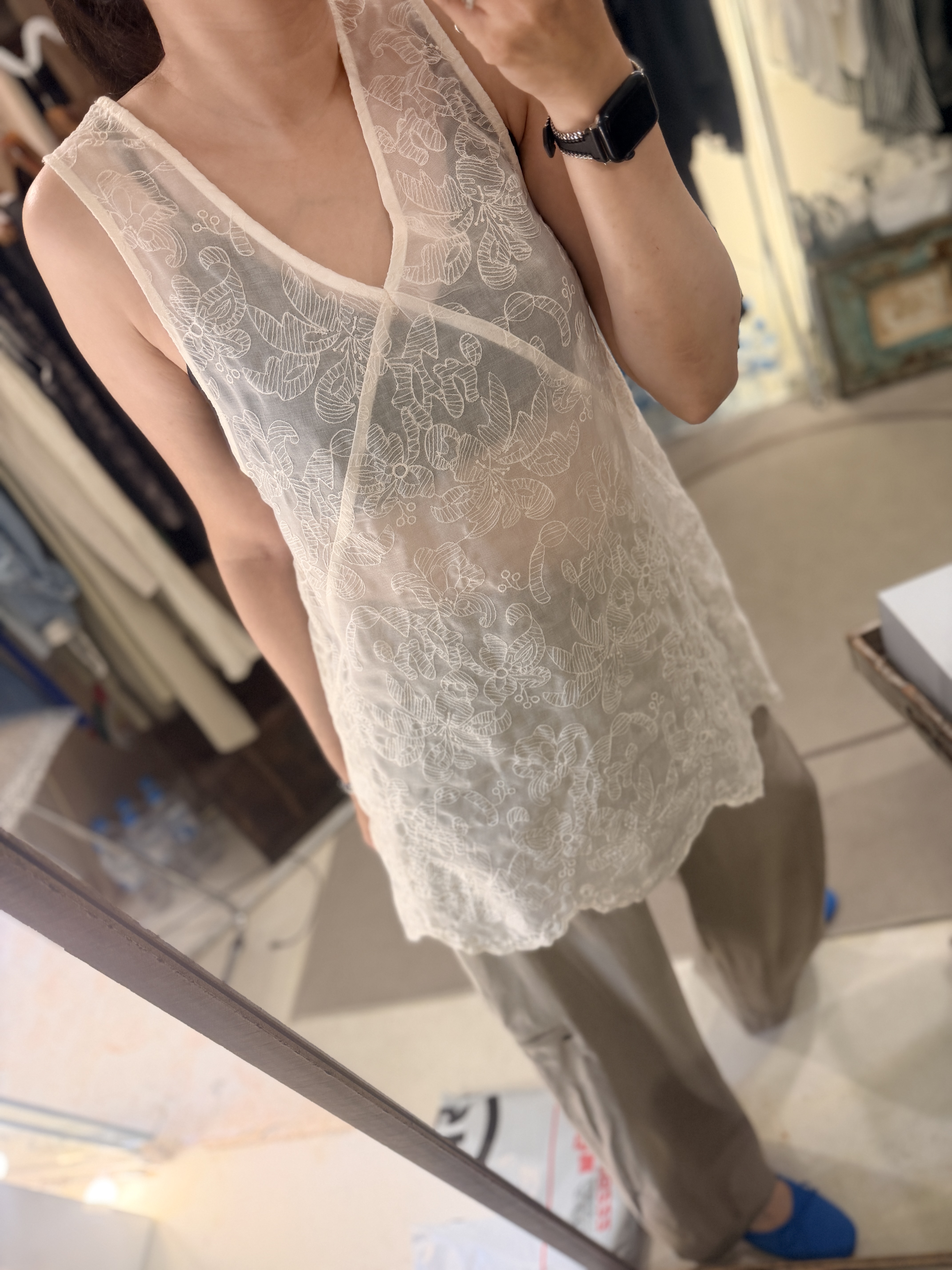 Embroidery deep v see-though dress