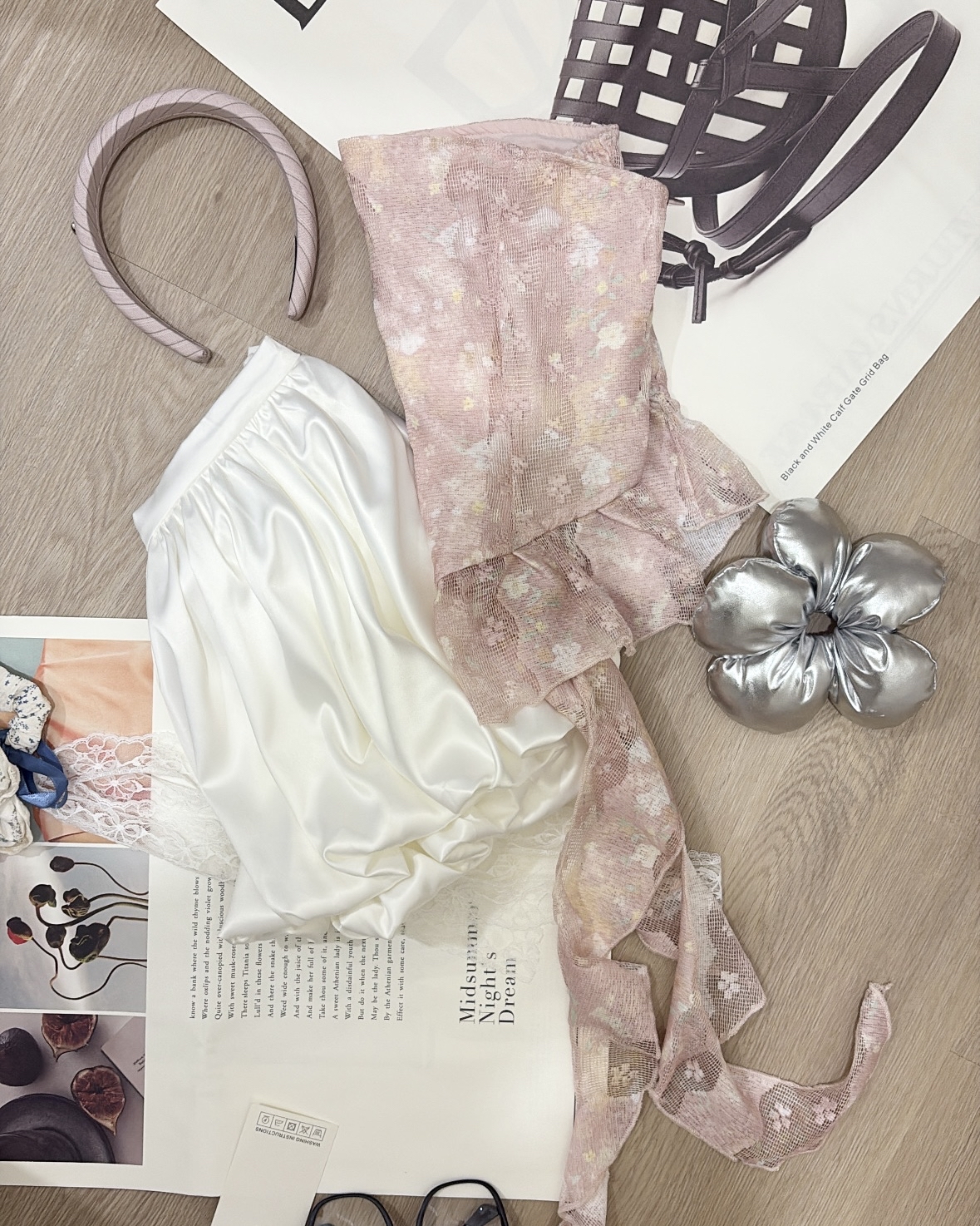 TP307冰纱粉碎花抹胸