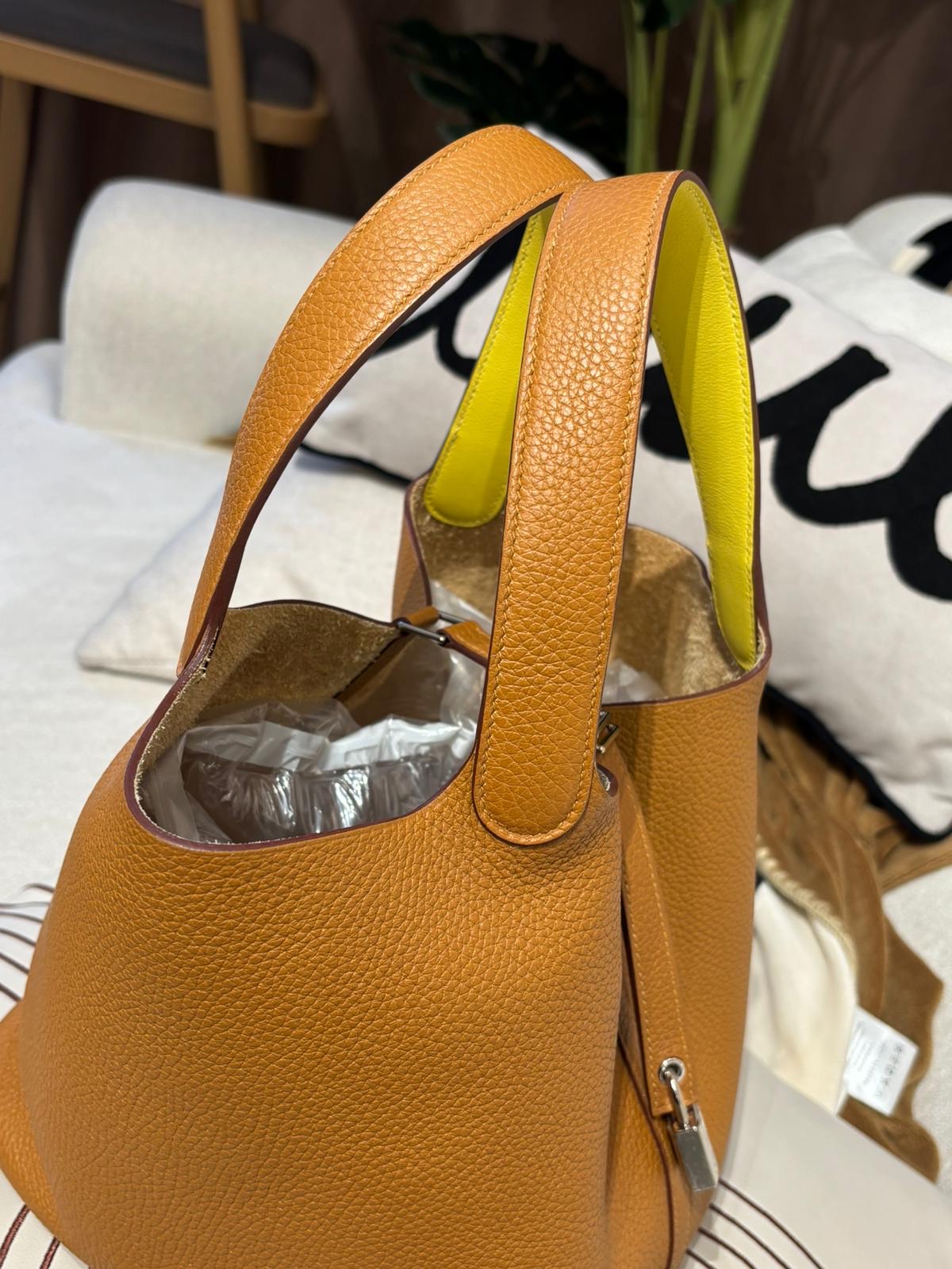 Hermes Picotin 22,STAMP Y 芝麻色銀扣 100%Authentic ,unused ✅key lock✅dust bag✅box 