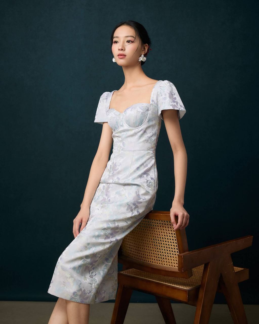 花卉方领连身裙 D0362