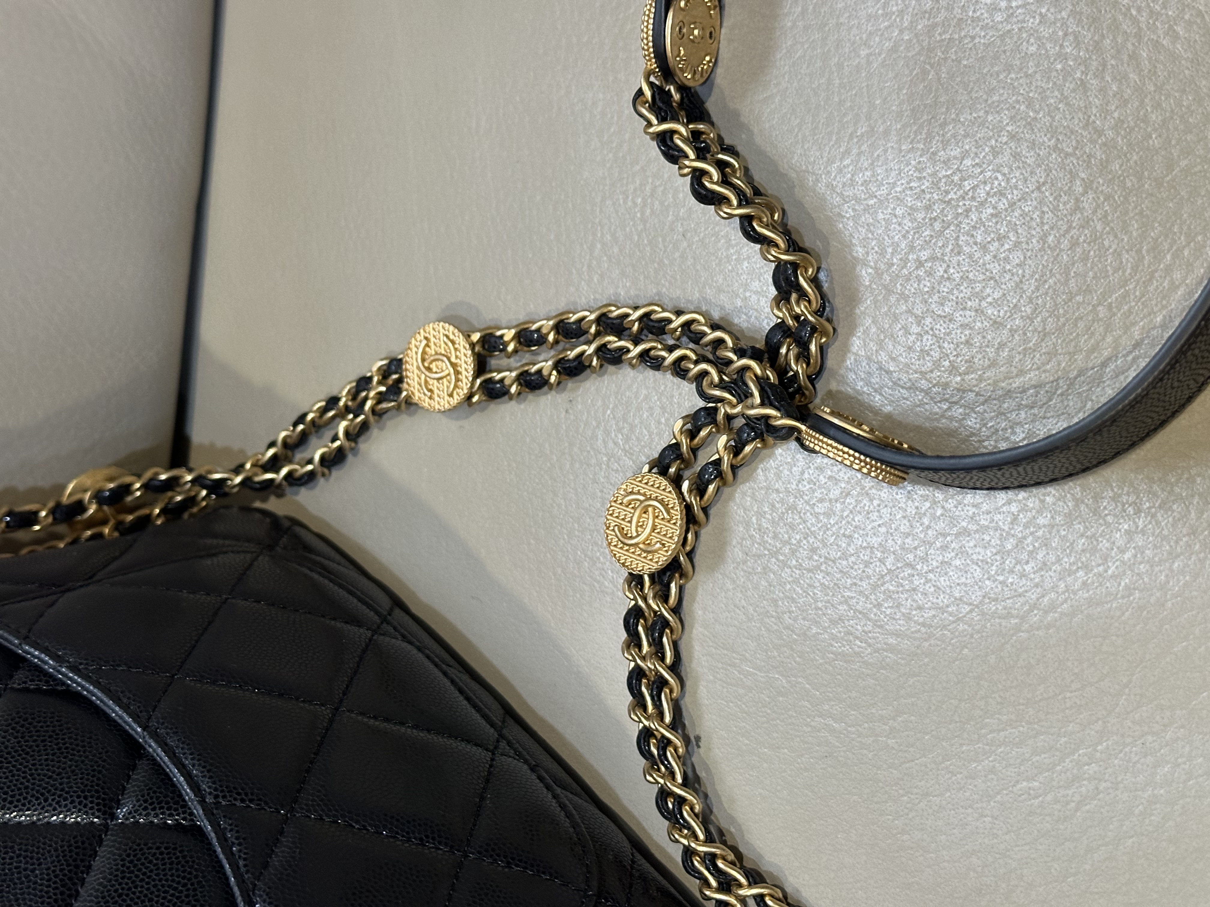 Pre-Owned Chanel Flap Bag / Product Code: 26040518