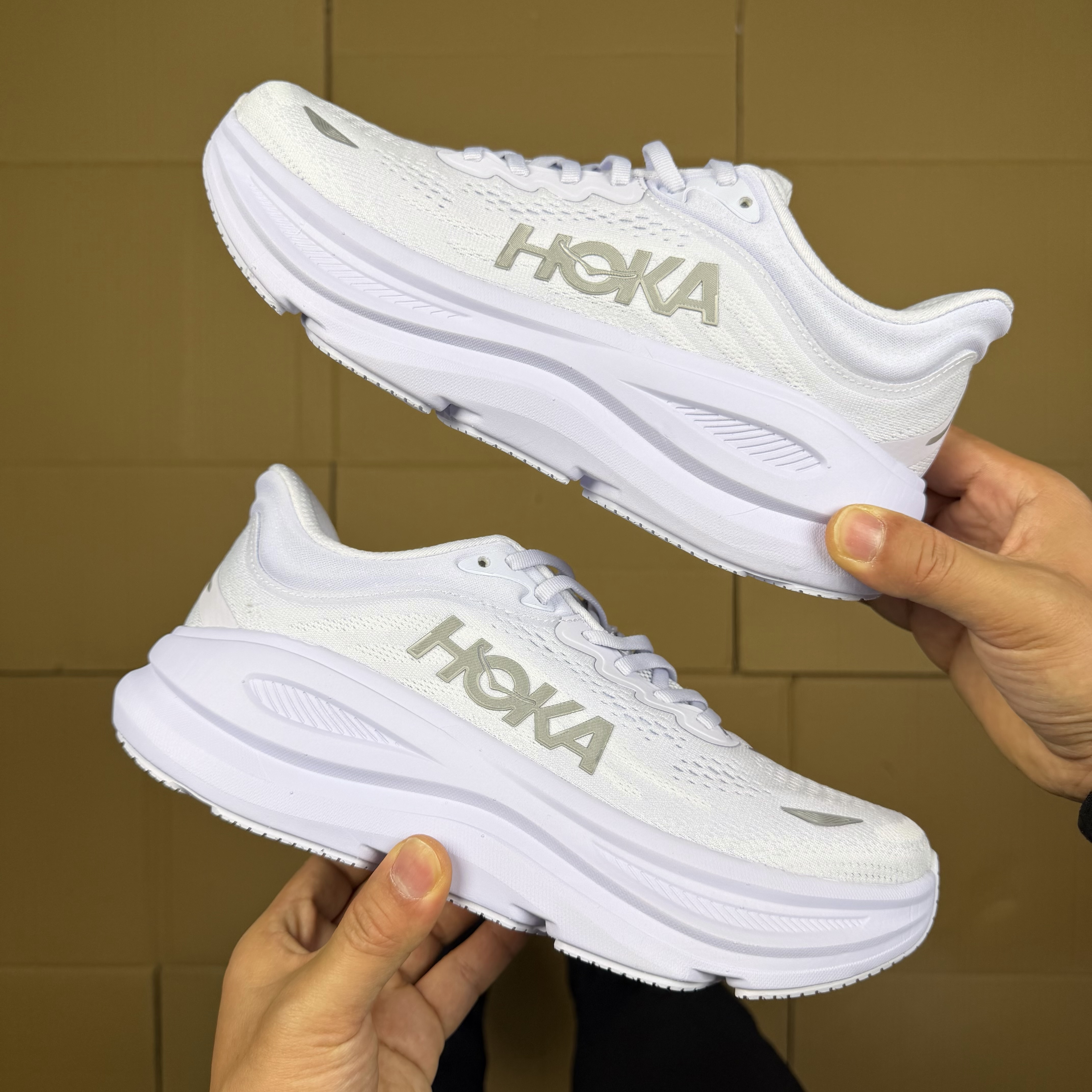 Hoka One One Bondi 9 