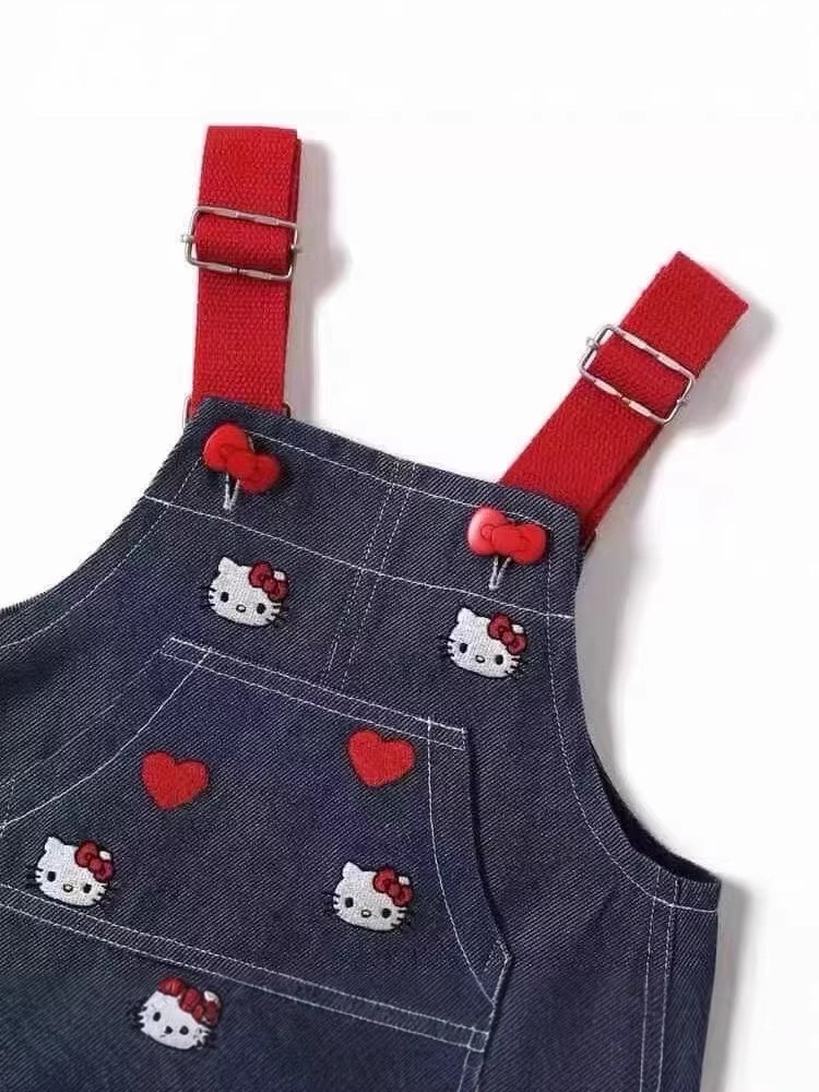 日本Hello Kitty秋冬新款牛仔連身裙