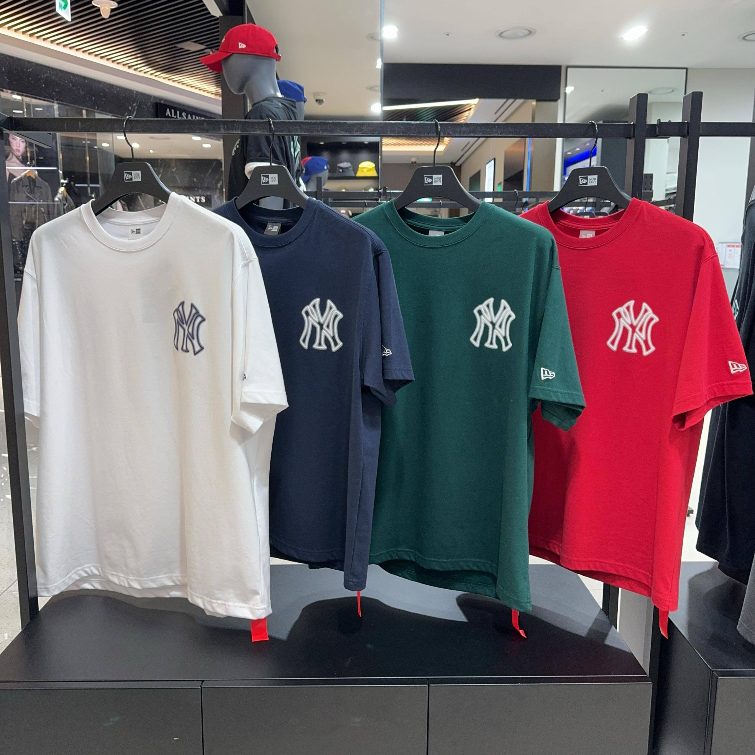 🇰🇷Newera 男女同款上衣✨