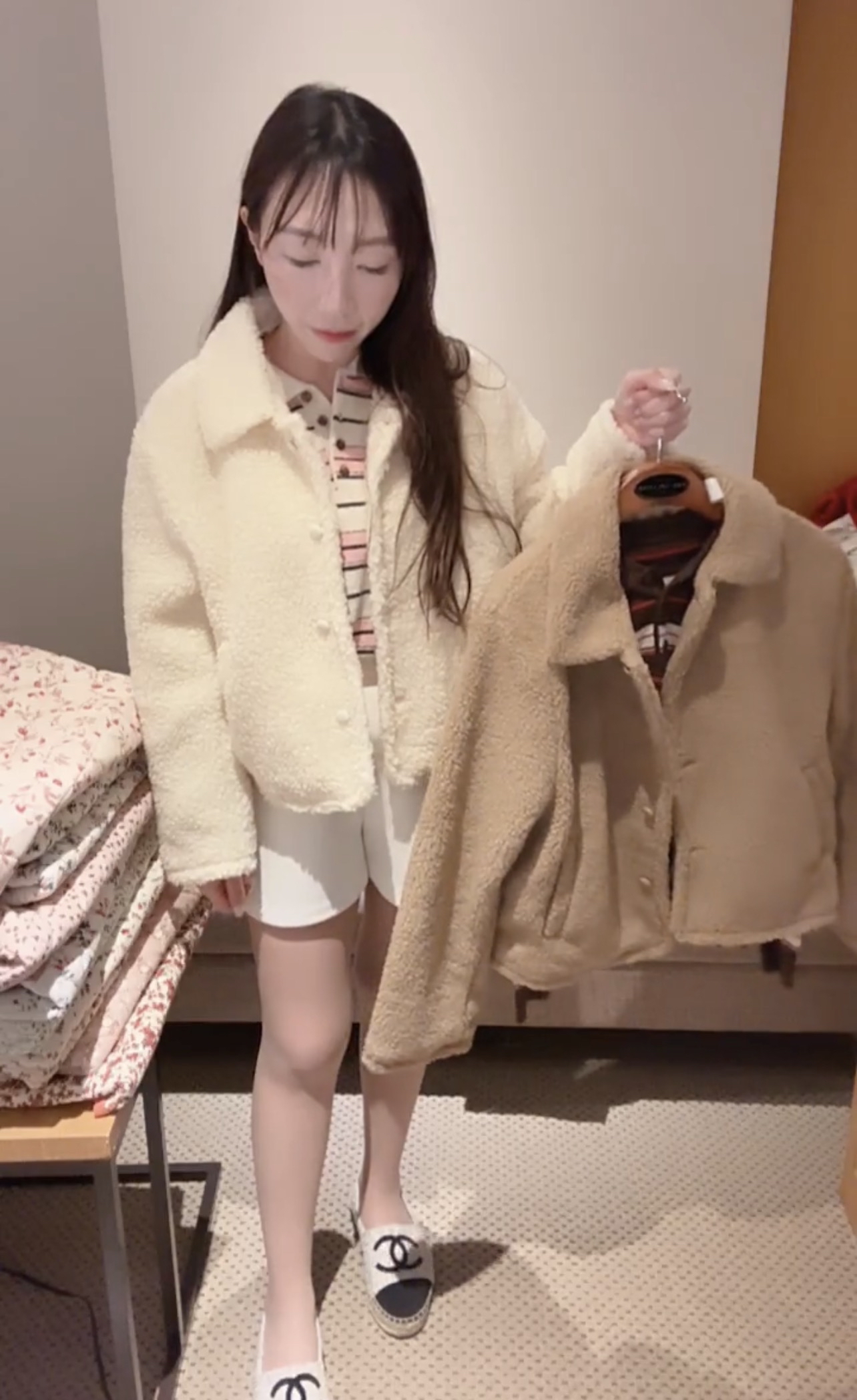 羊羔毛款外套23/1韓國酒店直播#ff2763