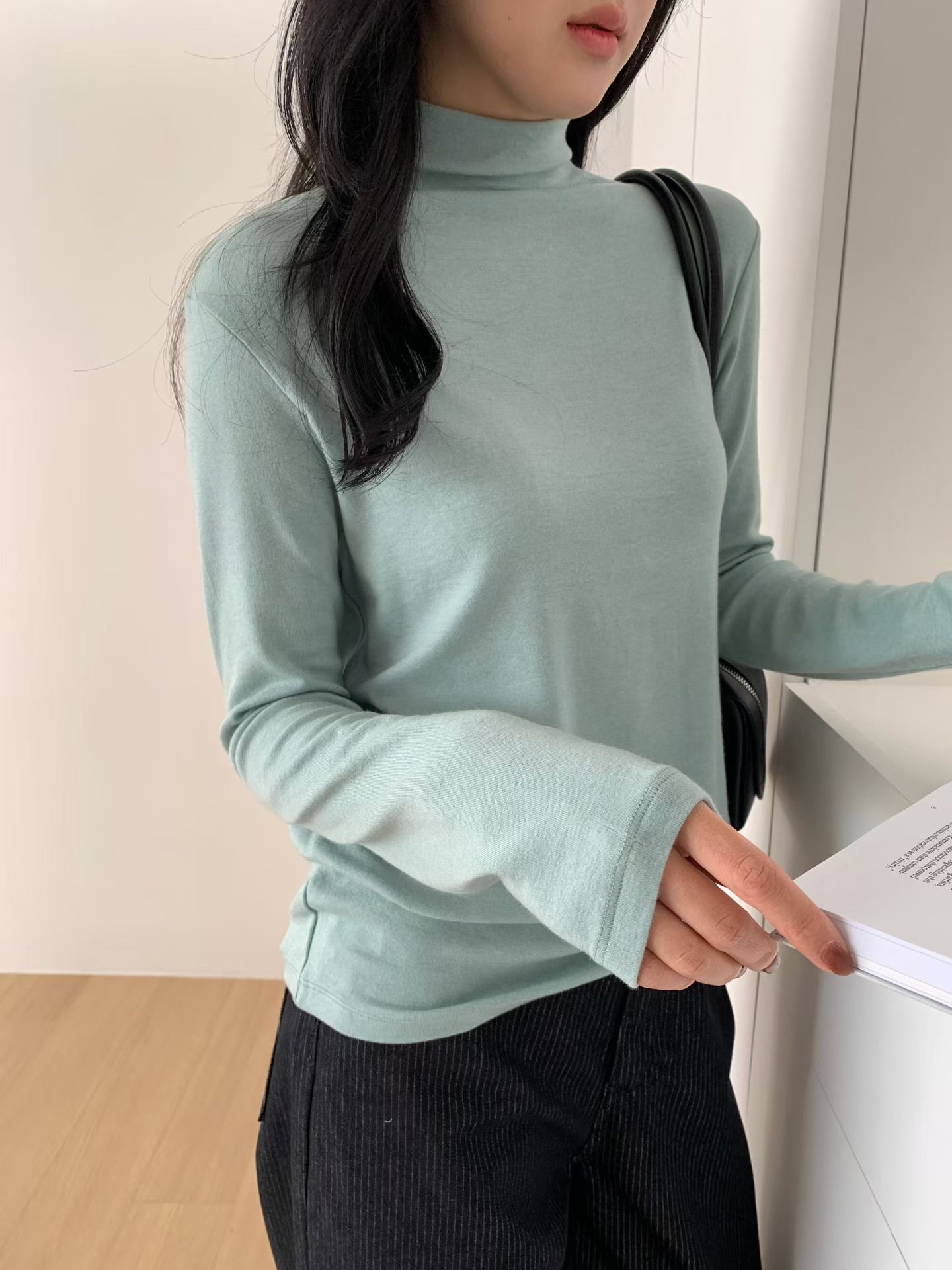 MidNeck wool basic tee
