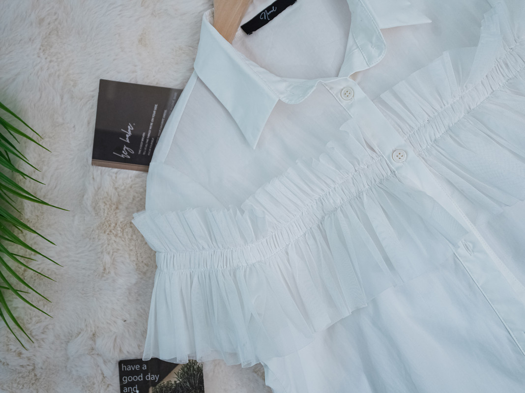 Lace Trimmed Short Sleeve Shirt ‖ 蕾丝拼接设计感短袖衬衫 KR0111866