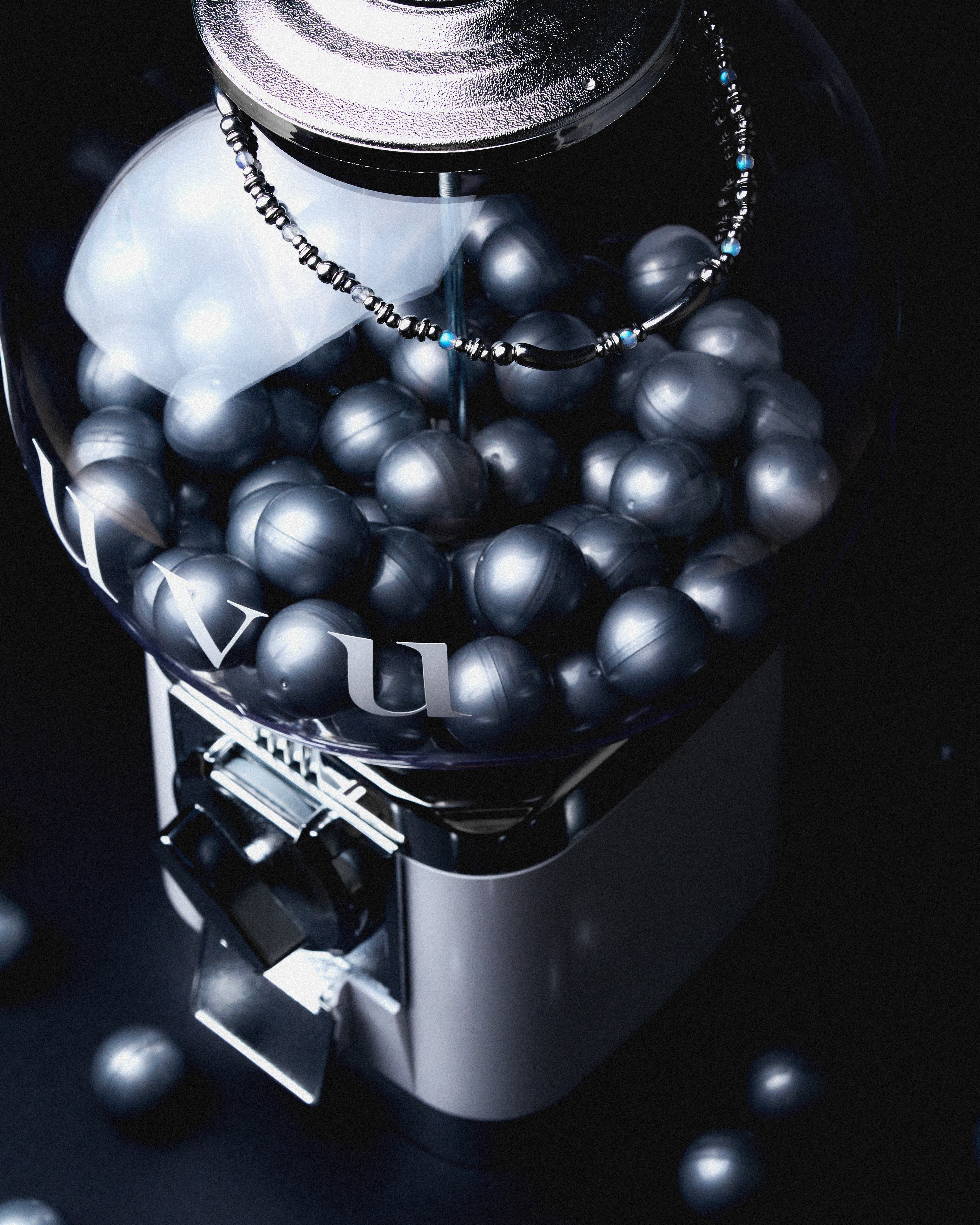 Stable Mode Necklace