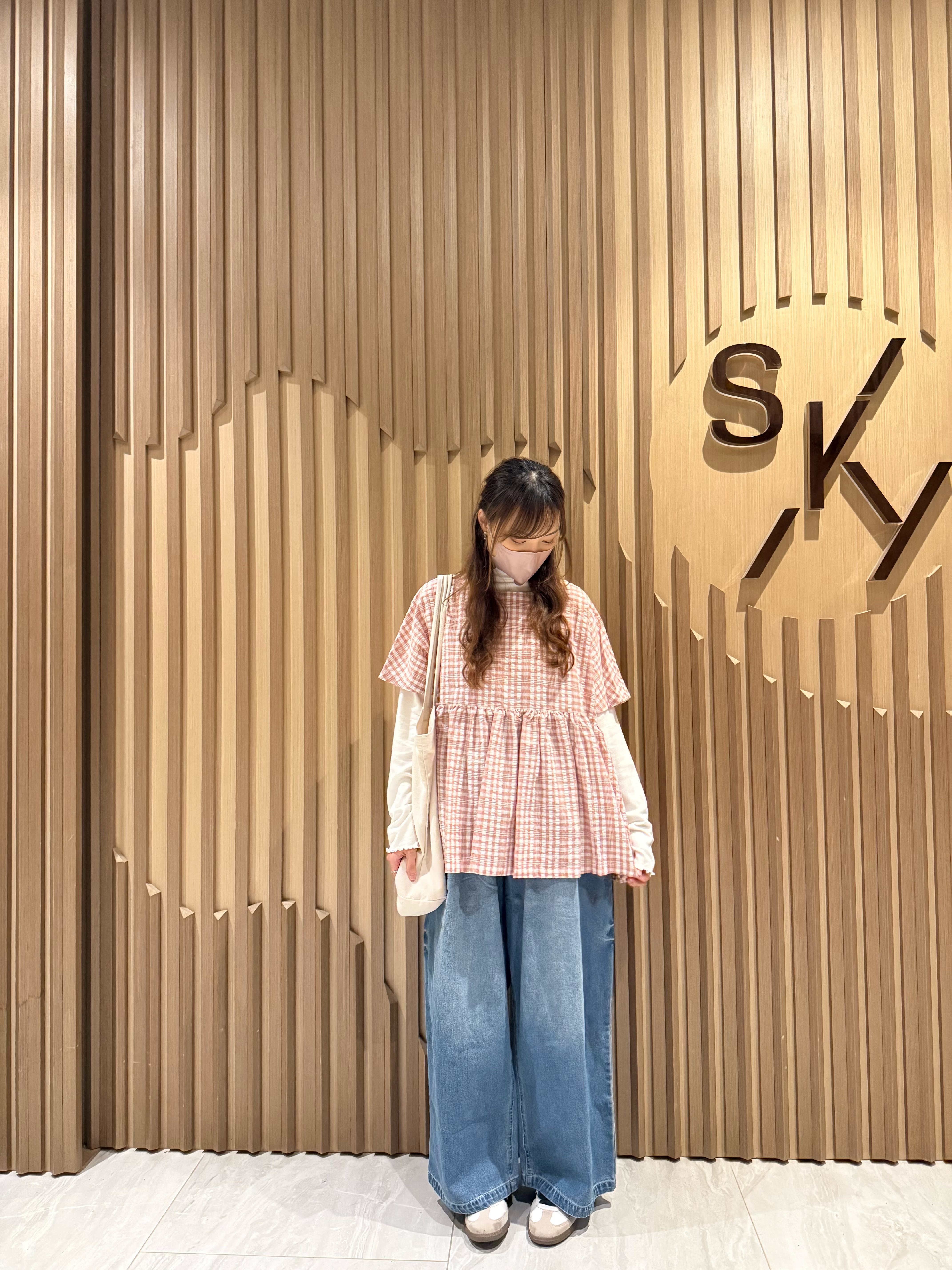 泡泡棉格仔𝐭𝐨𝐩（粉𝐱白）