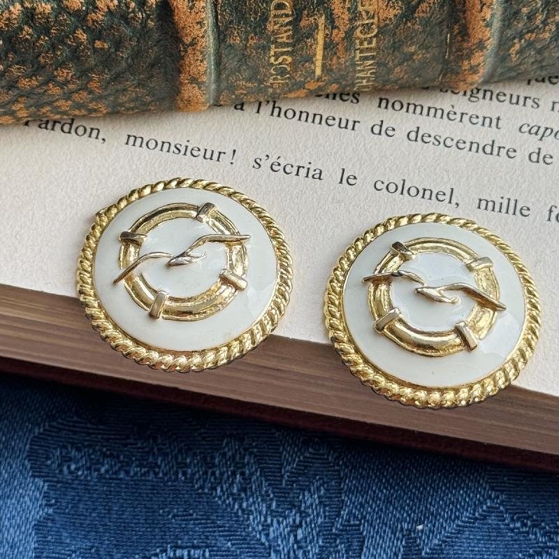 Sail into Style: Vintage '80s Nautical Rhinestone Clips Earrings (MT1960-18)