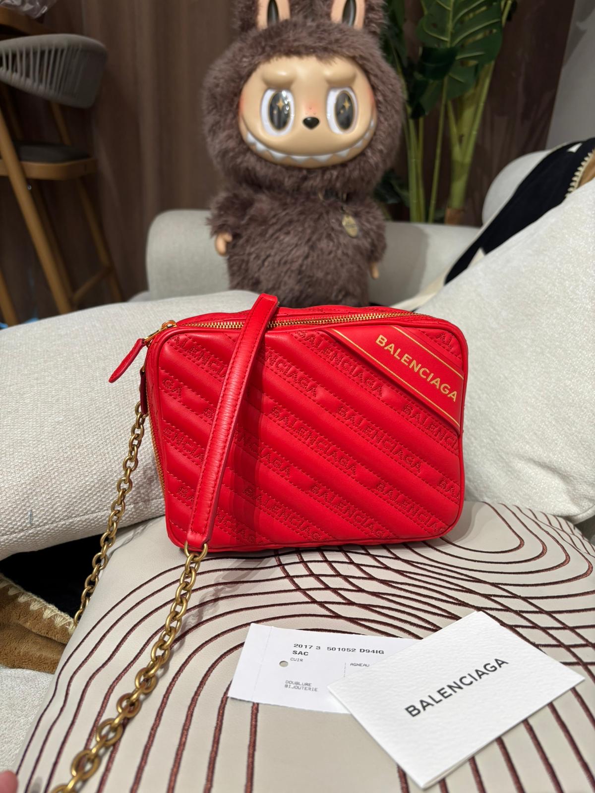 Balenciaga Chain Shoulder Bag小牛皮 camera bag 502026 100%Authentic, 98%New ✅Dust bag