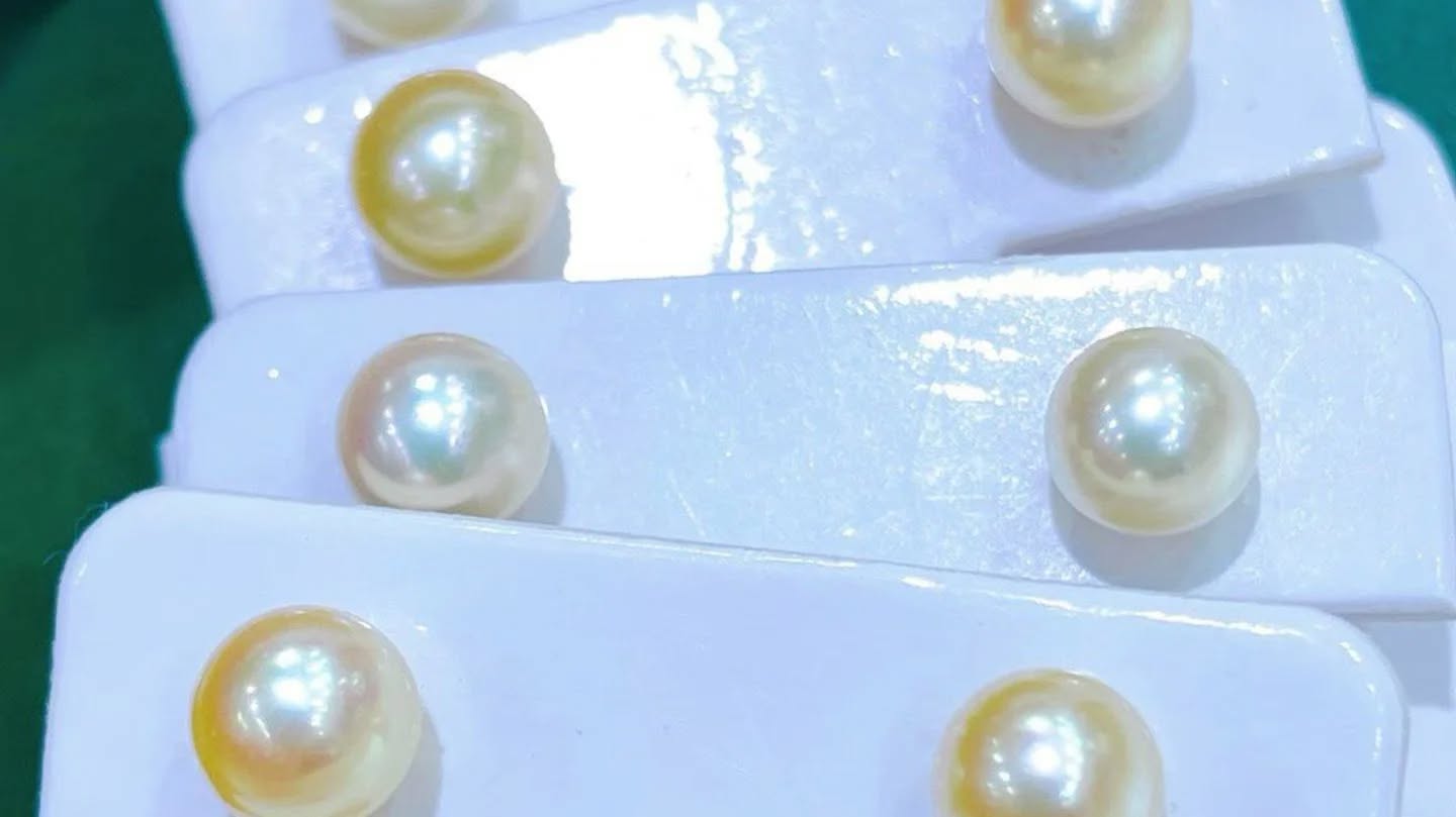 6.5-7mm日本Akoya無調色羽皇金海水珍珠 