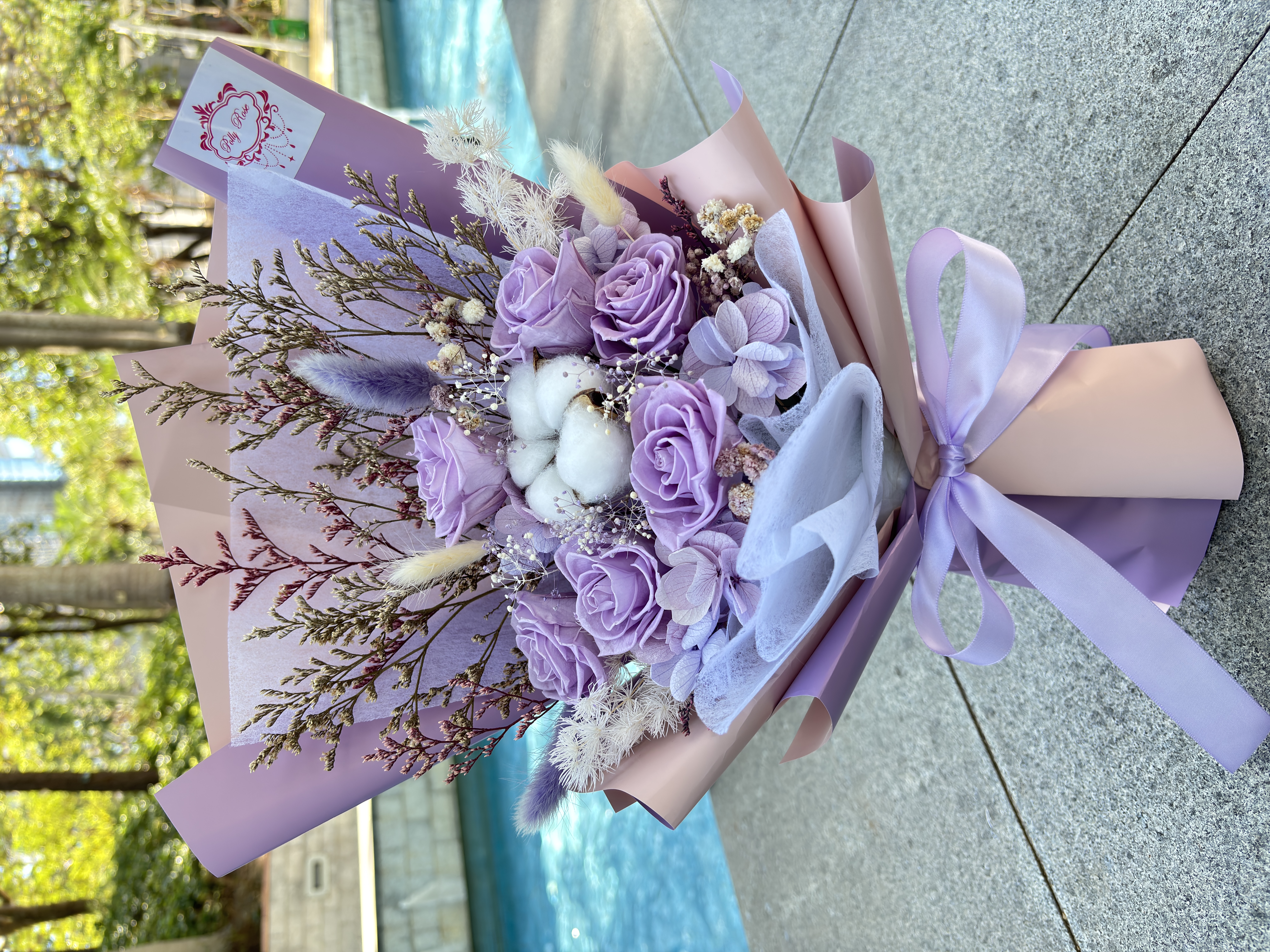 情人節永生花花束（6朵玫瑰, 高約43cm、紅、淺紫、深紫、粉紅、藍）