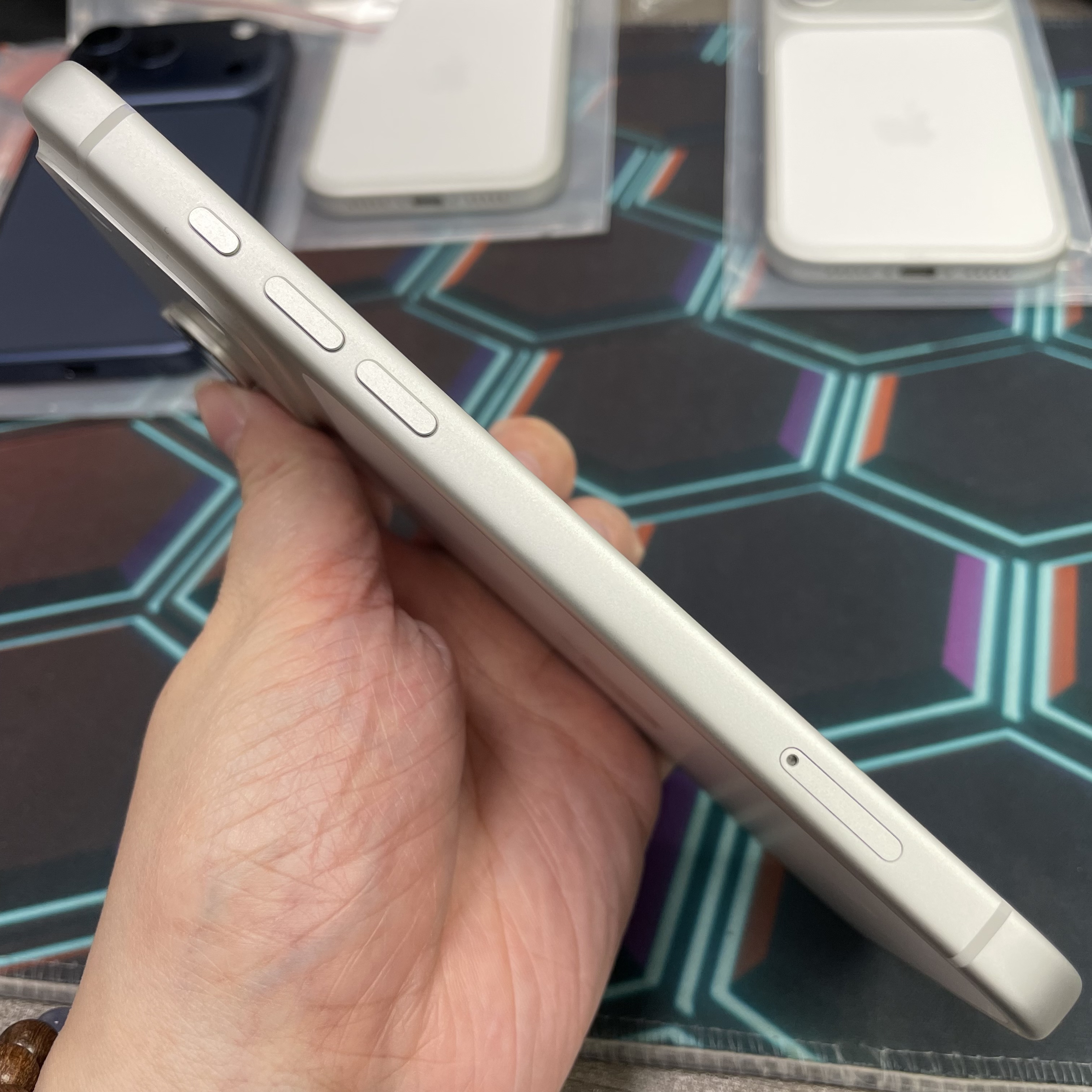 *8212 17 pro max 完美機 2TB 電91 銀色 sliver