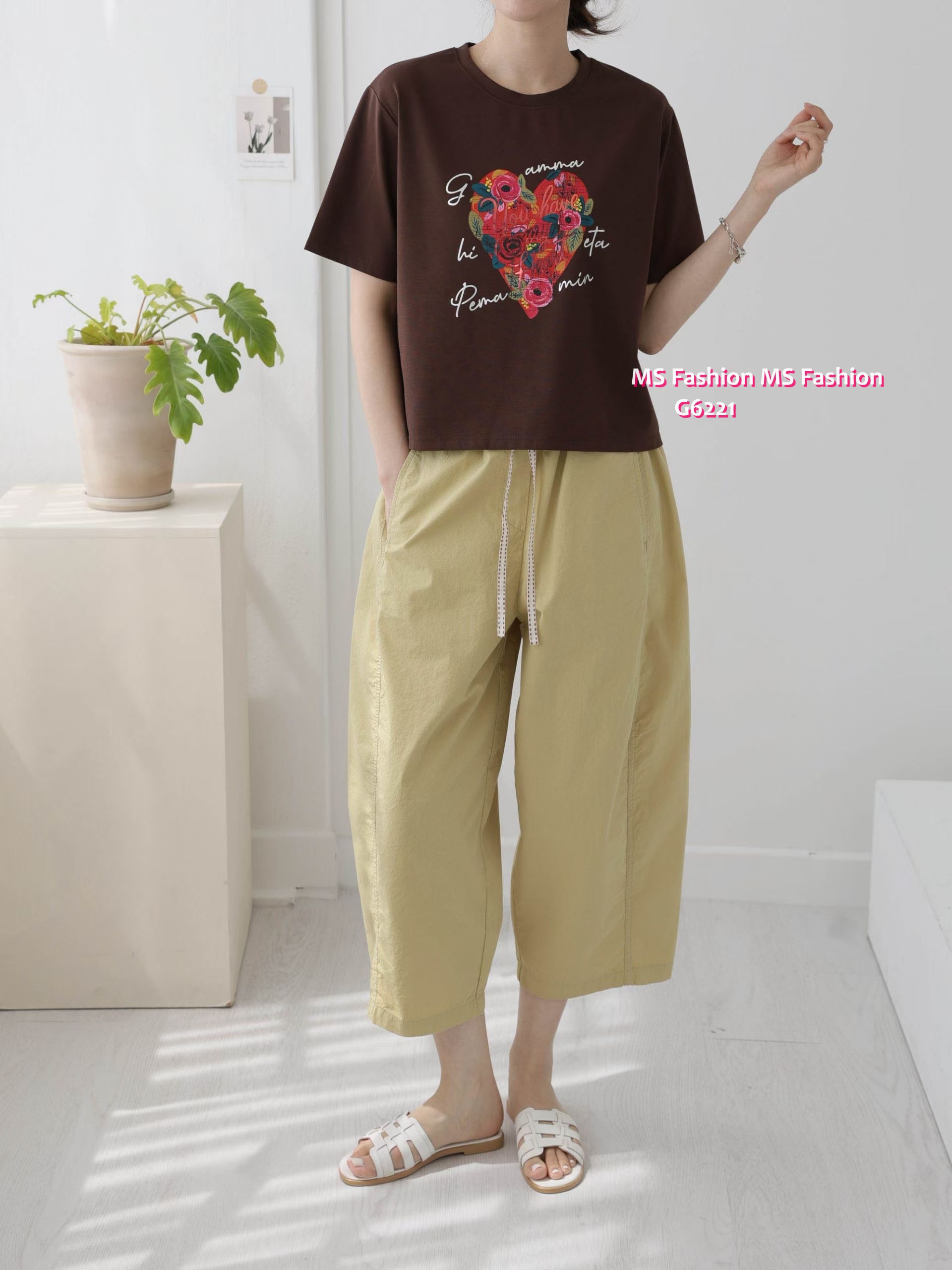 G6221 韓國🇰🇷花朵心型print top