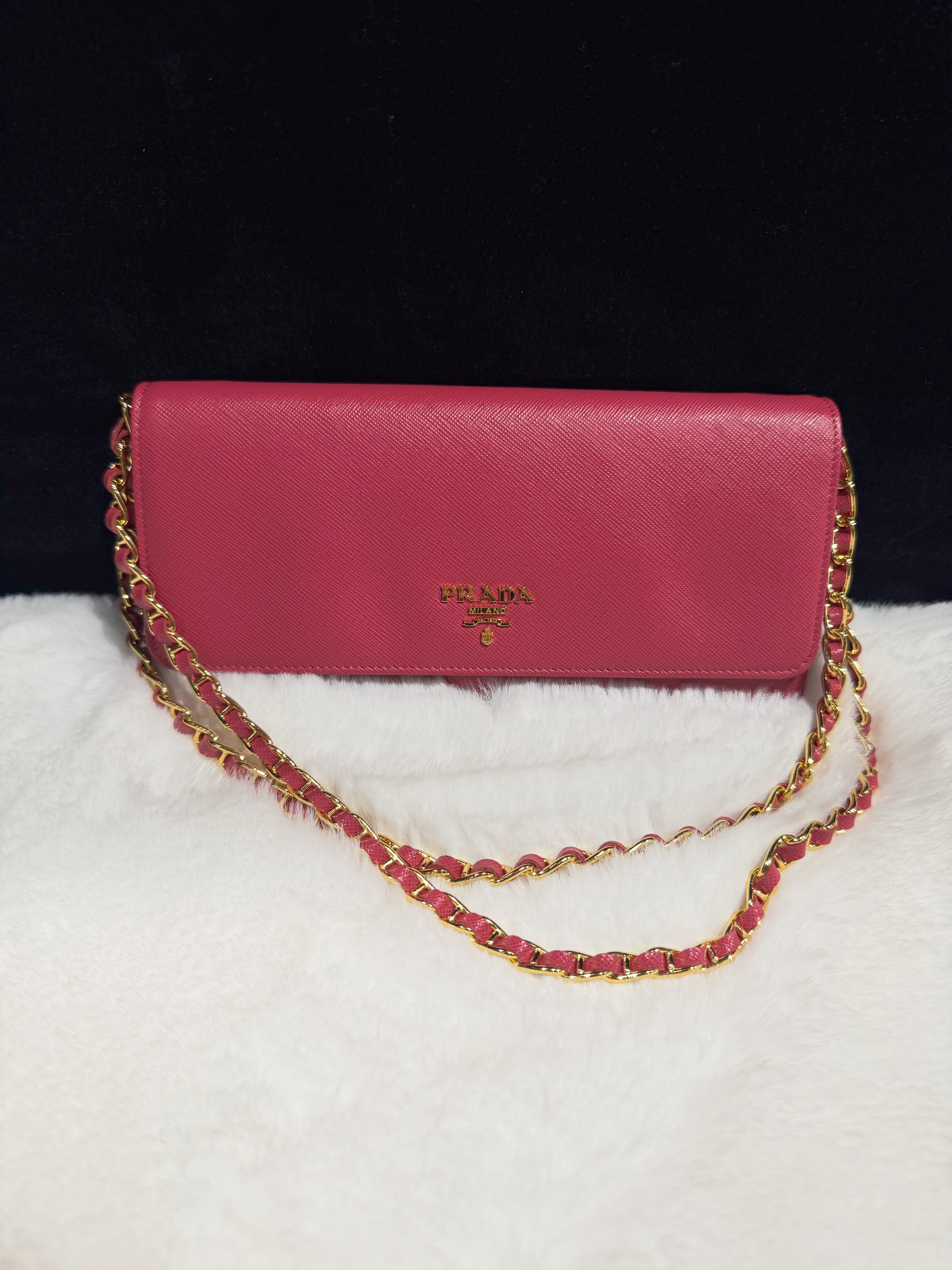 Prada WOC sf/fuxia