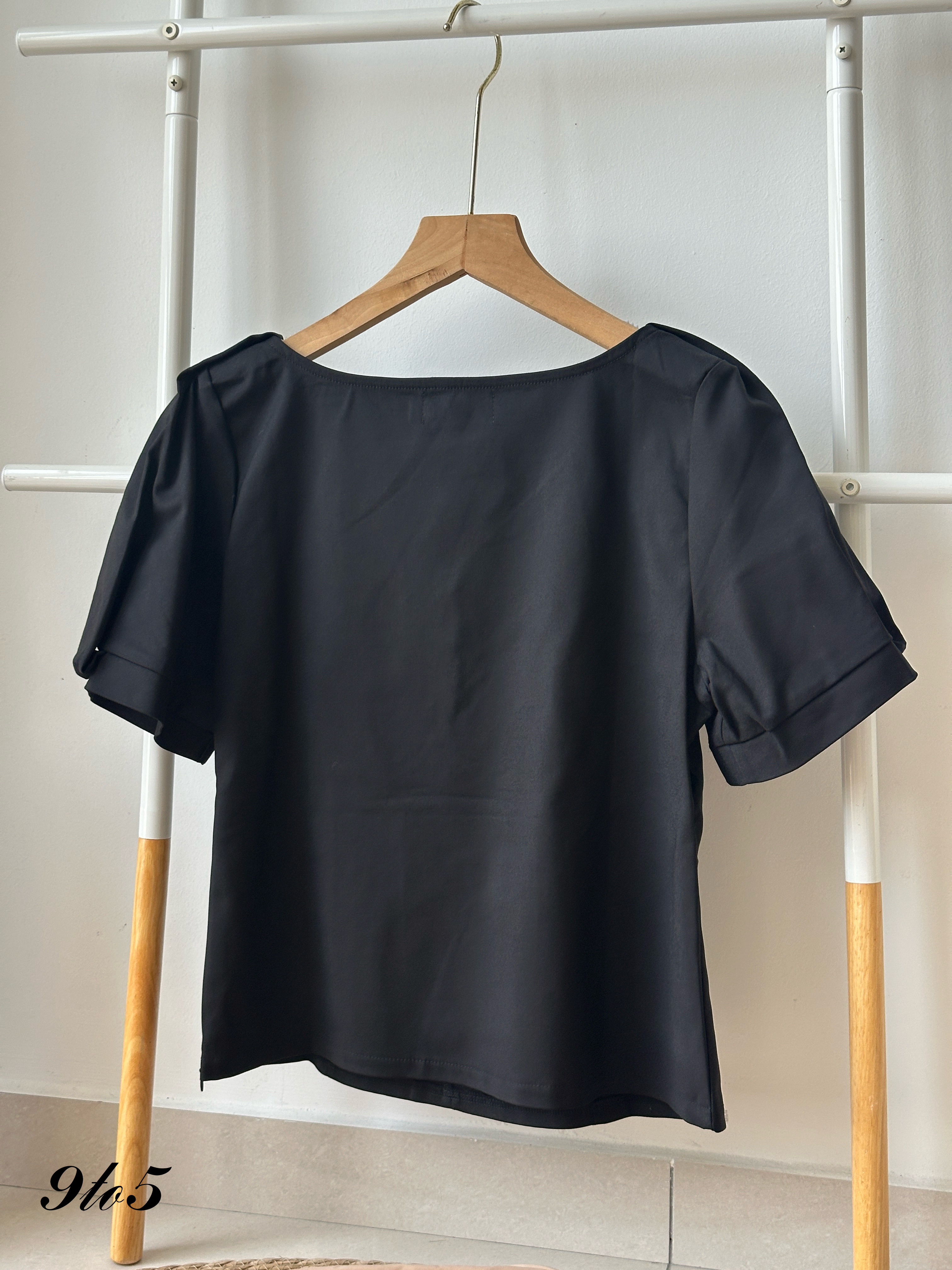 T4117 Puff Sleeve V Neck Top - 3 Colors 