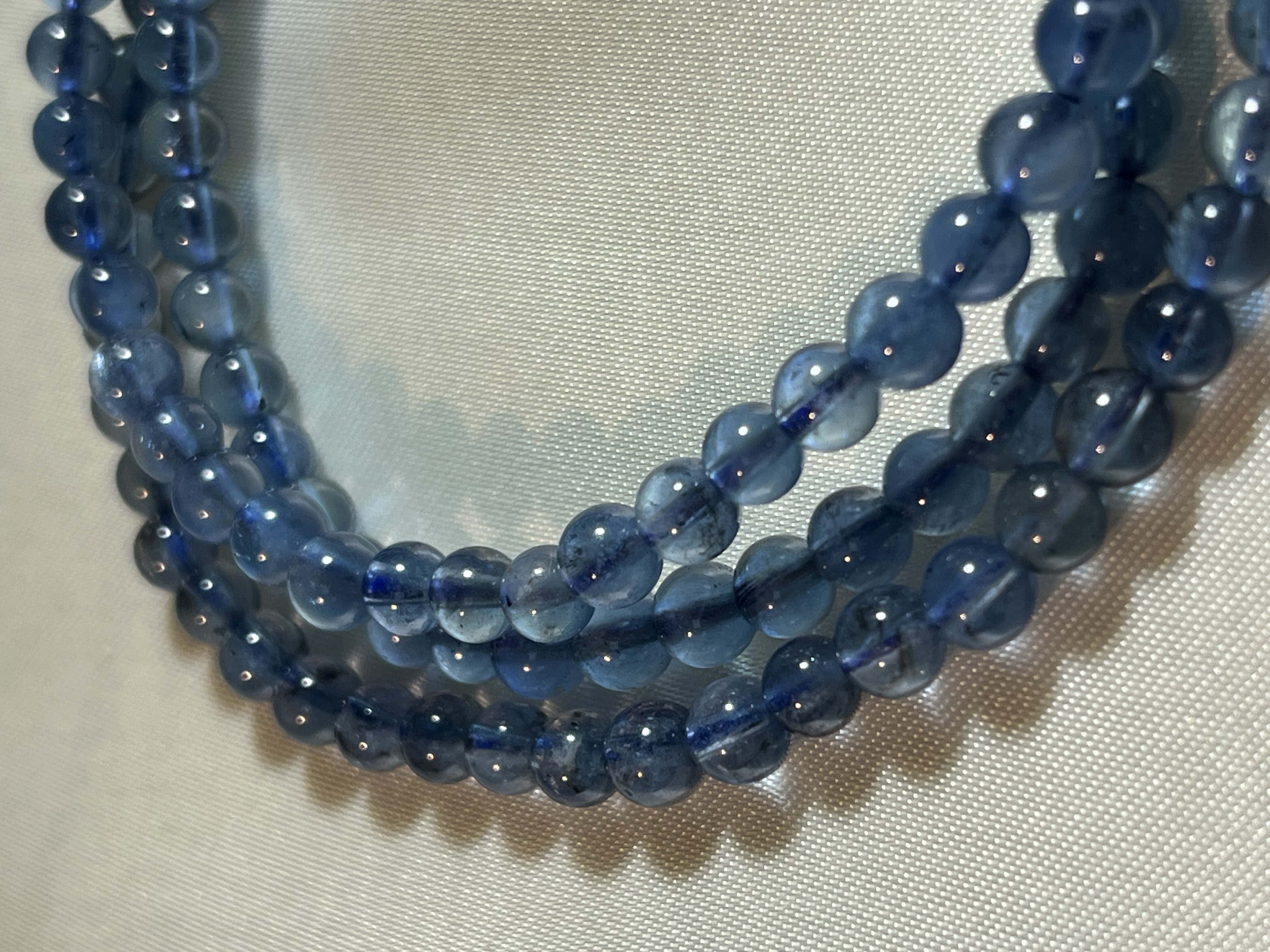 魔鬼藍三圈海藍寶 5mm