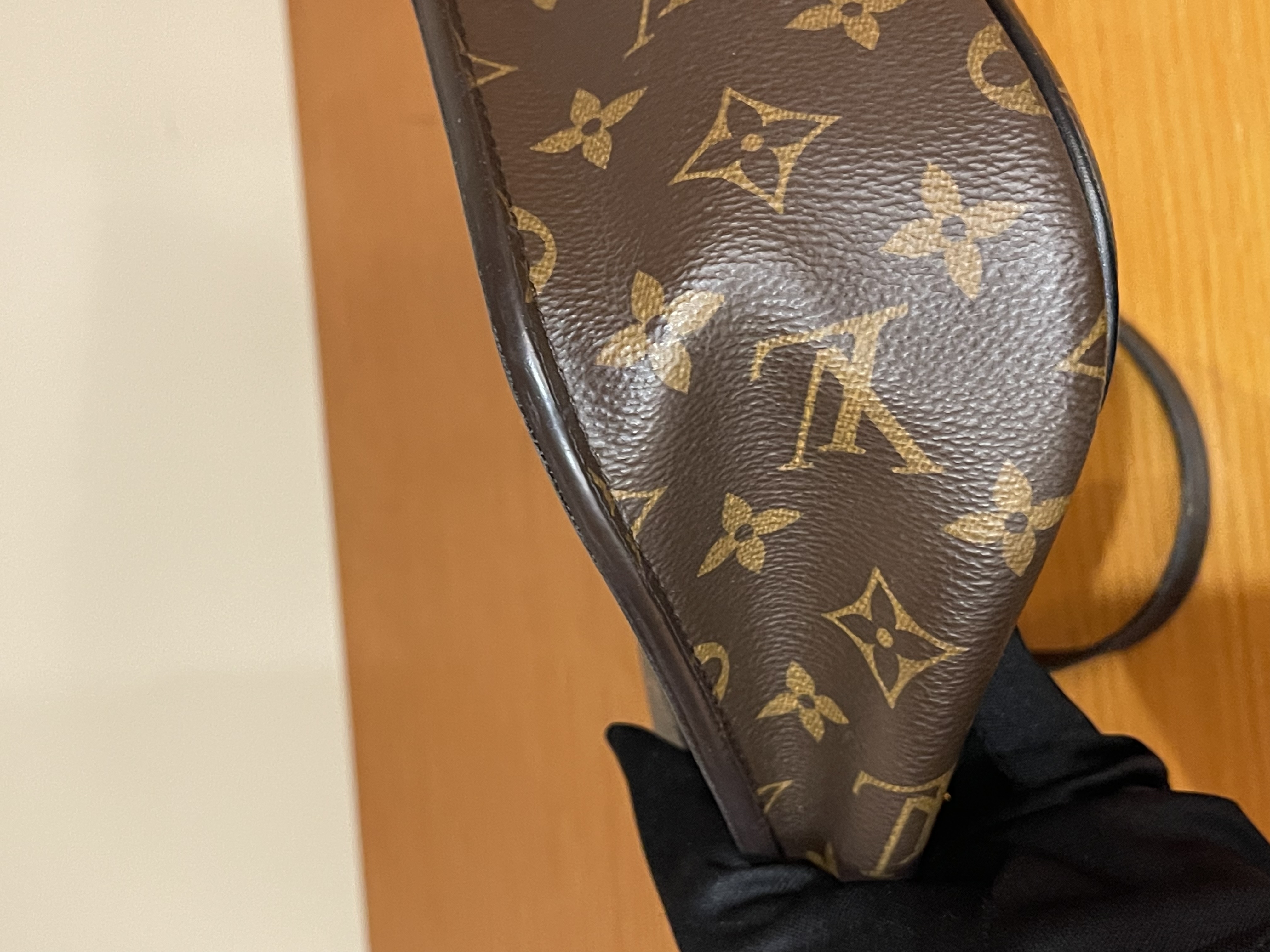 直播貨品 |  [1個-$100 2個-$300］HH31