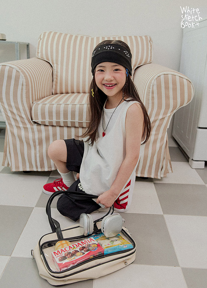 🇰🇷WhiteSketchBook背心