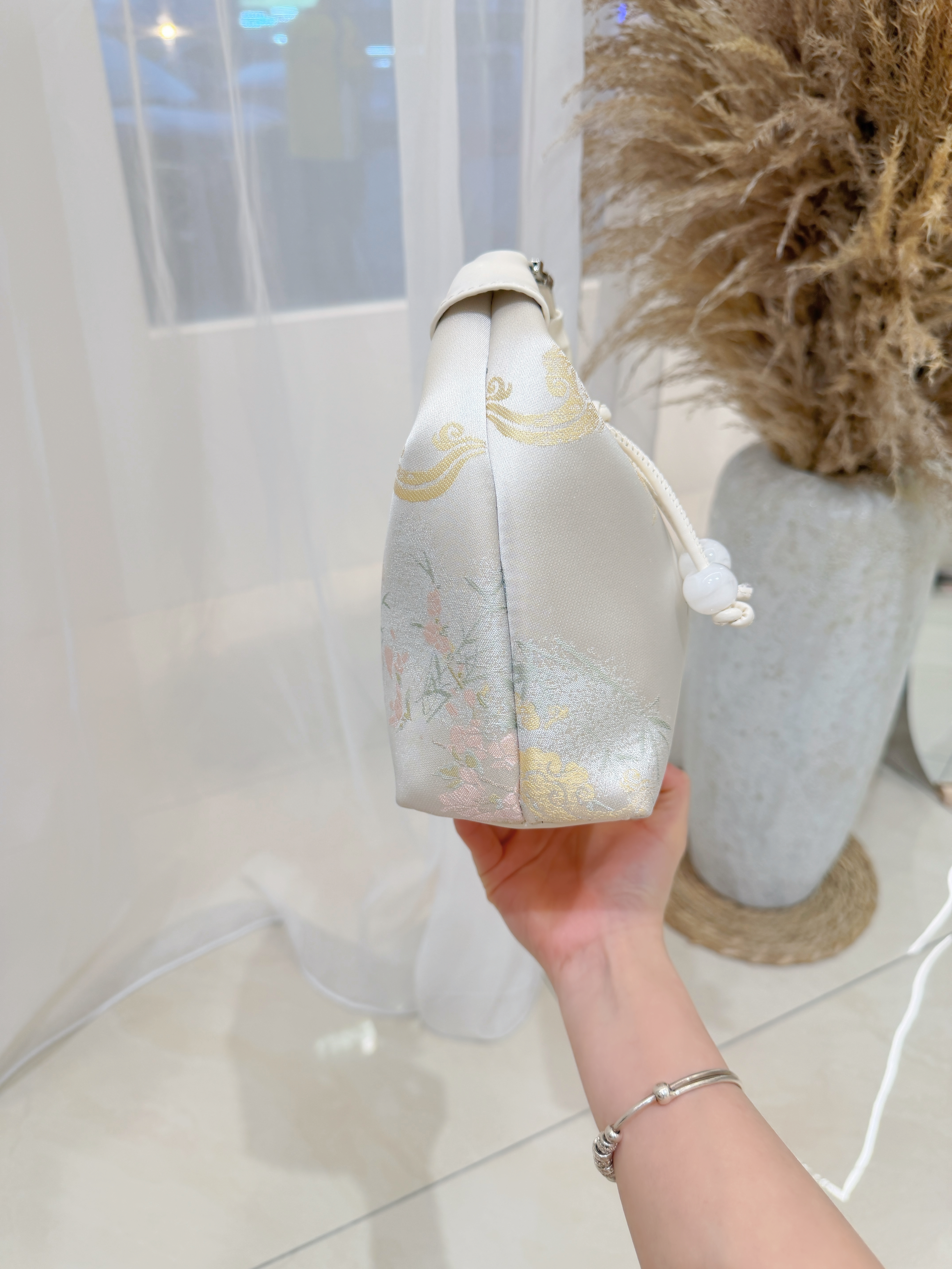 6675 高级感国风丝绸包