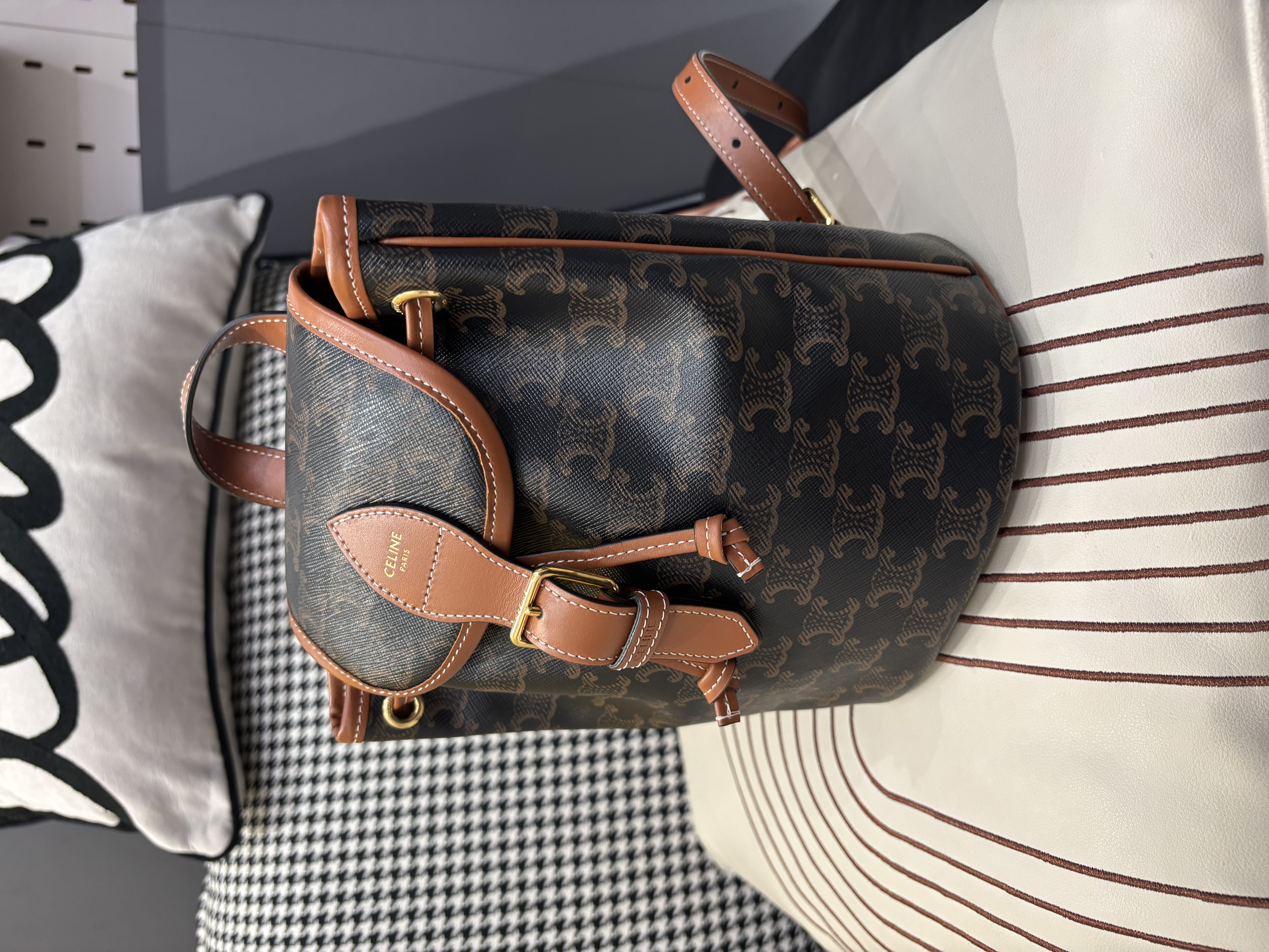 Celine folco mini backpack 100%Authentic,98%new ✅tap ✅dust bag  