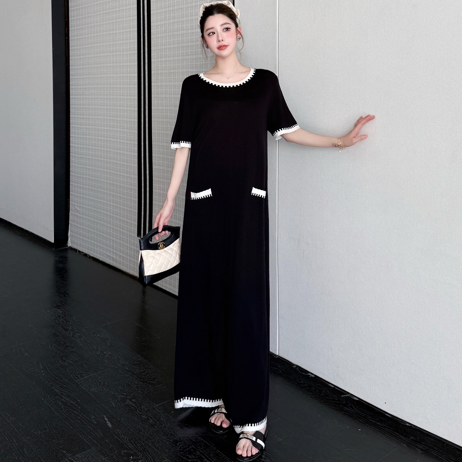 B241(61006) 法式小香风撞色波浪纹花边领与假口袋边黑针织连身裙