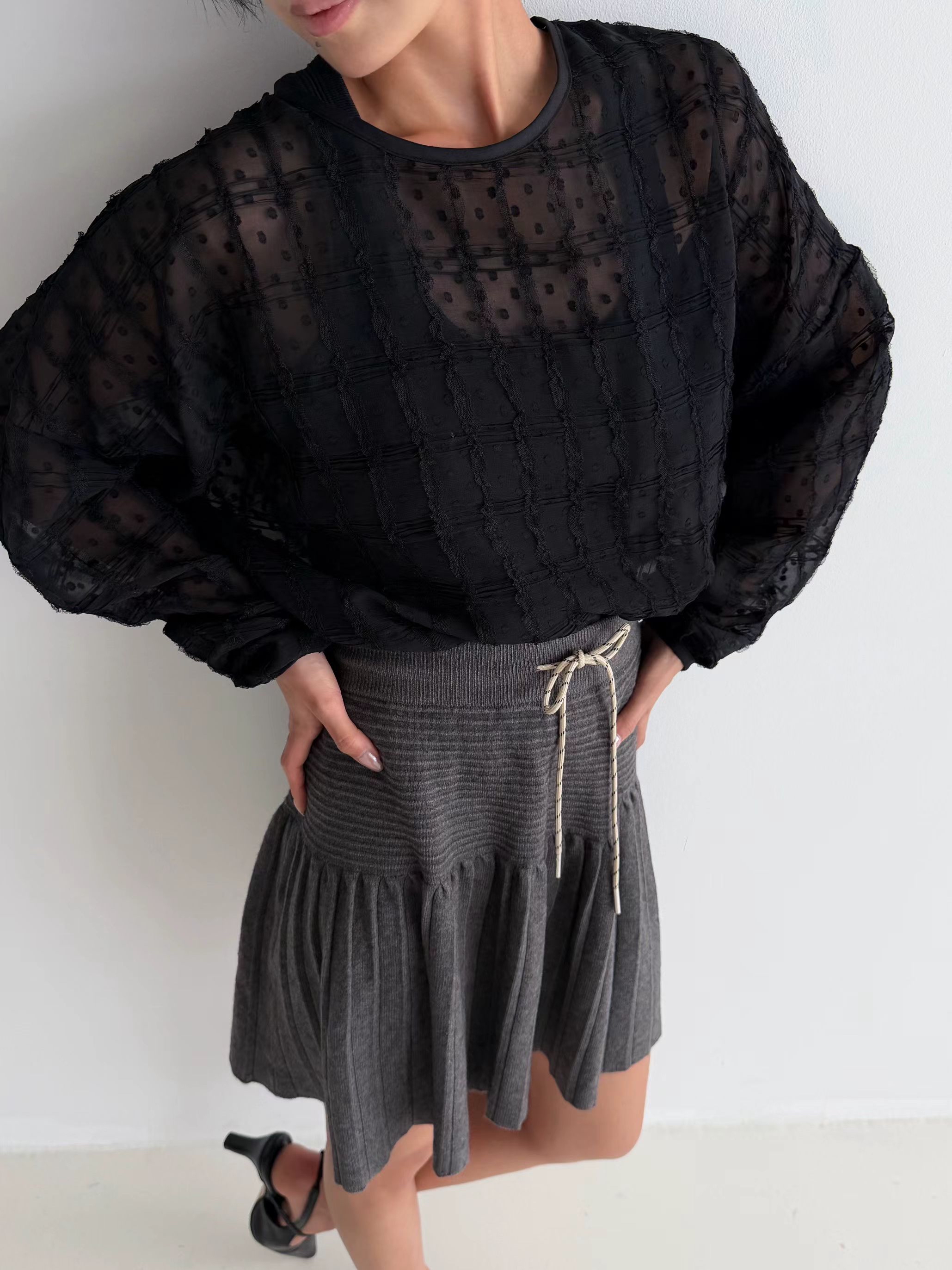 格仔波點立體花紋紗紗blouse 