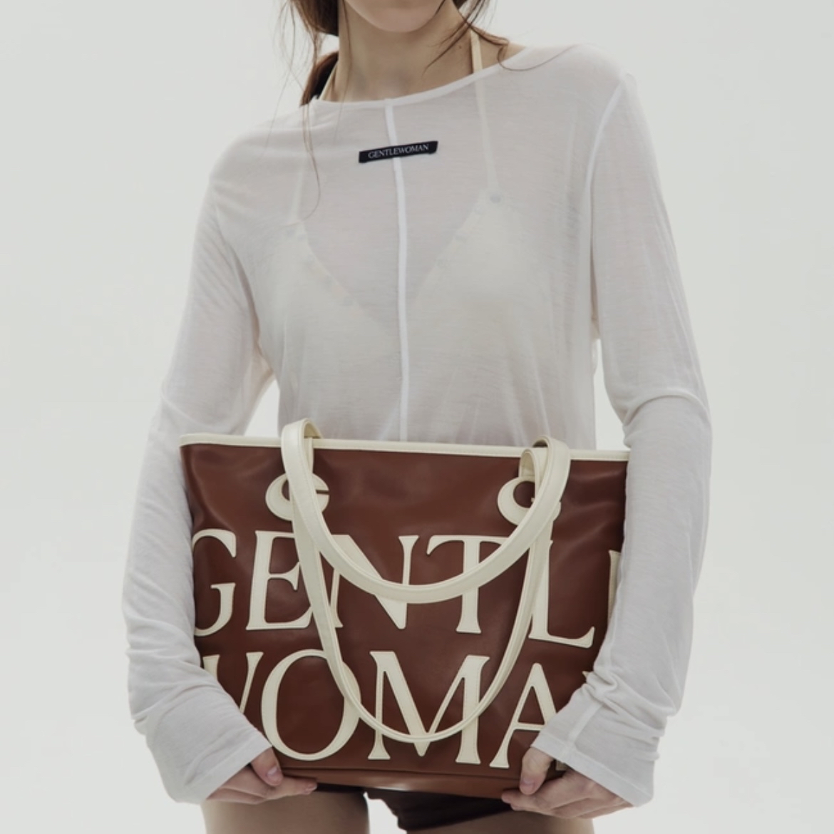 預購 | 🇹🇭GENTLEWOMAN ⭐OFF HOURS SHOULDER BAG(BROWN) BG1122-1